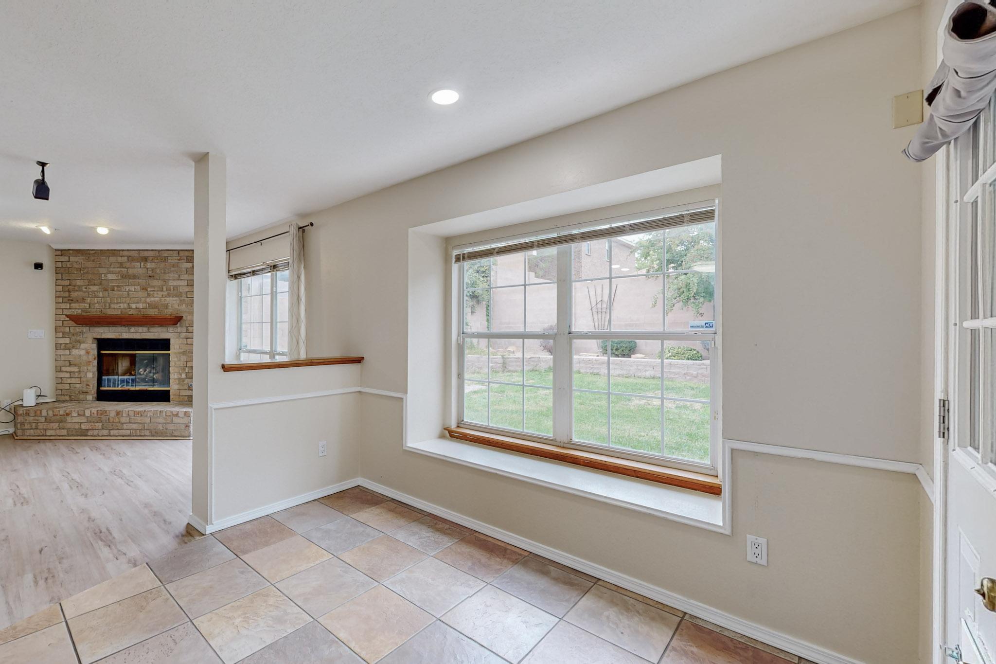 8404 BELLA VISTA Place NW