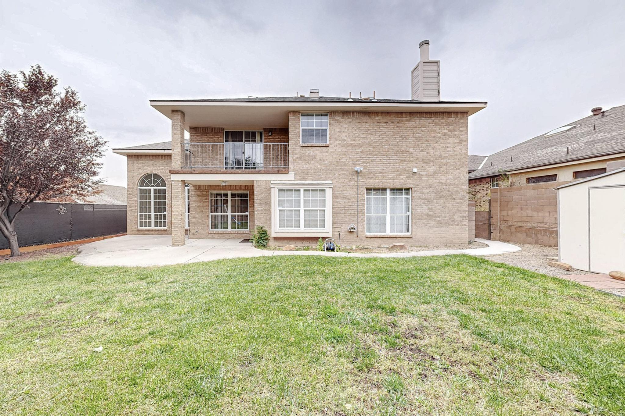 8404 BELLA VISTA Place NW