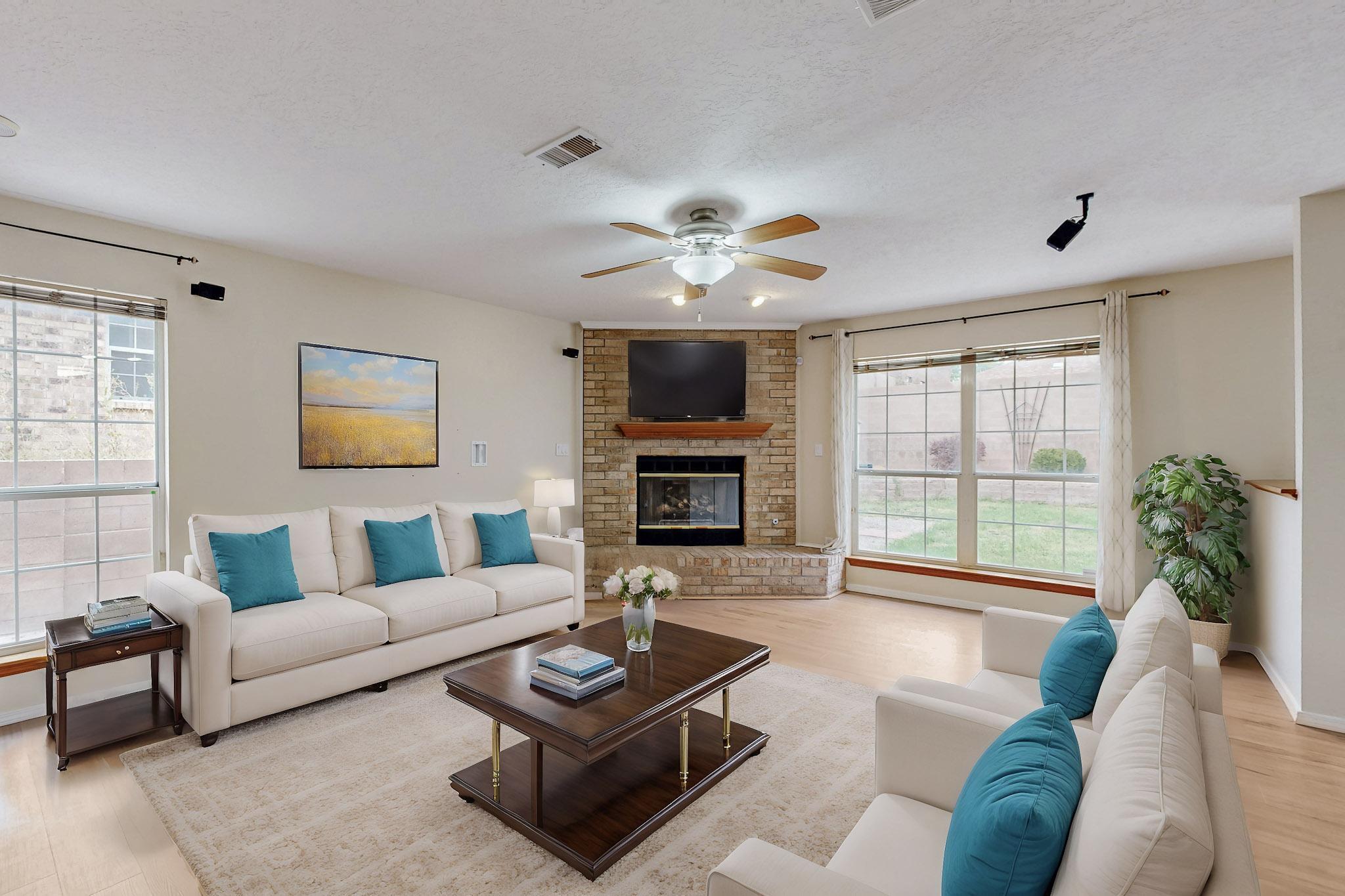 8404 BELLA VISTA Place NW