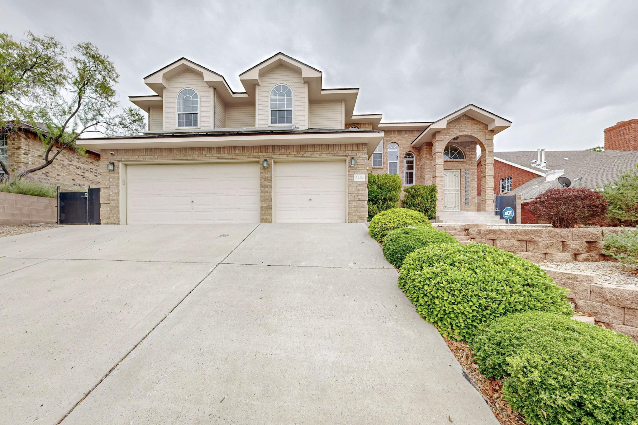 8404 BELLA VISTA Place NW