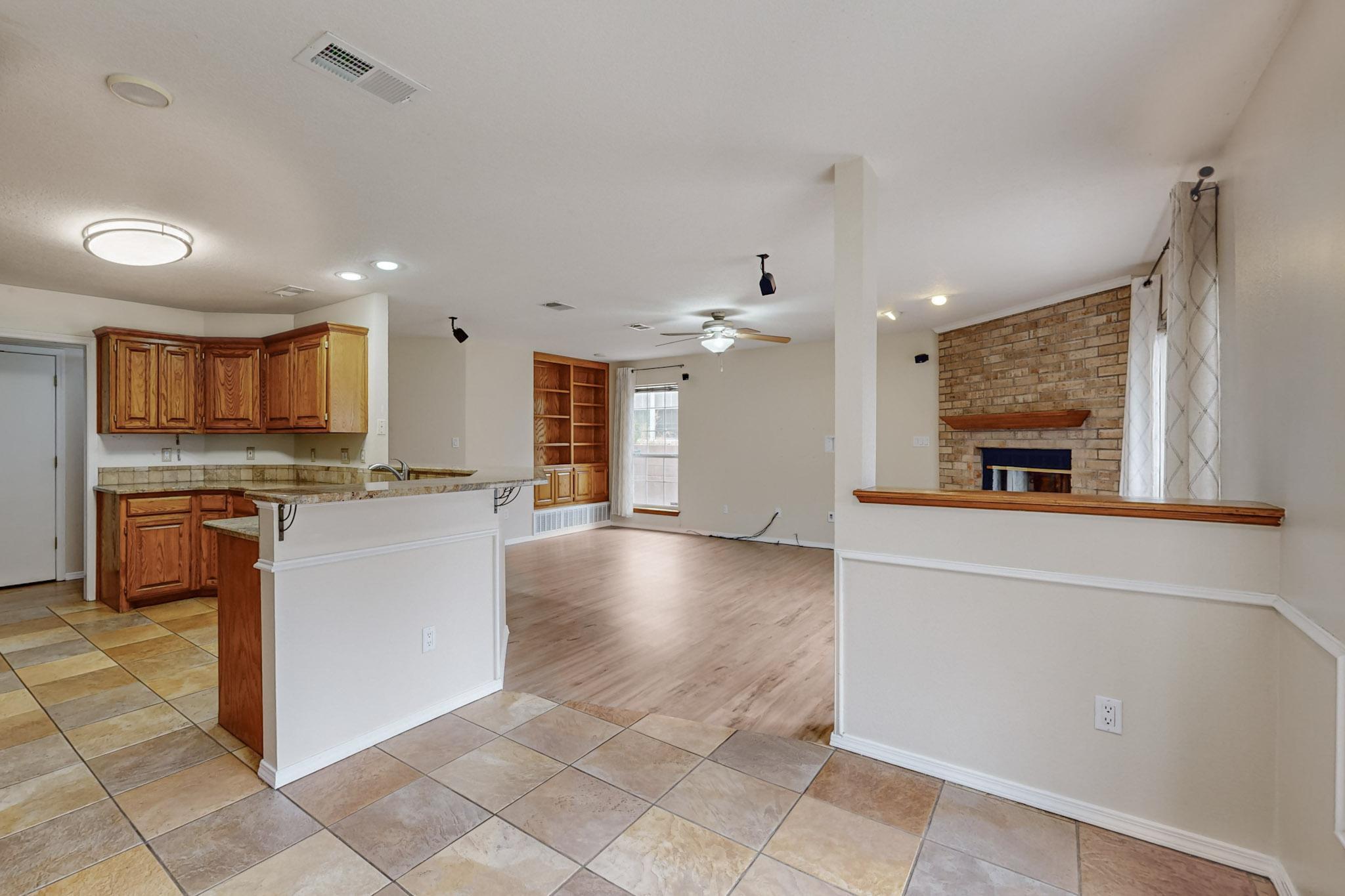 8404 BELLA VISTA Place NW