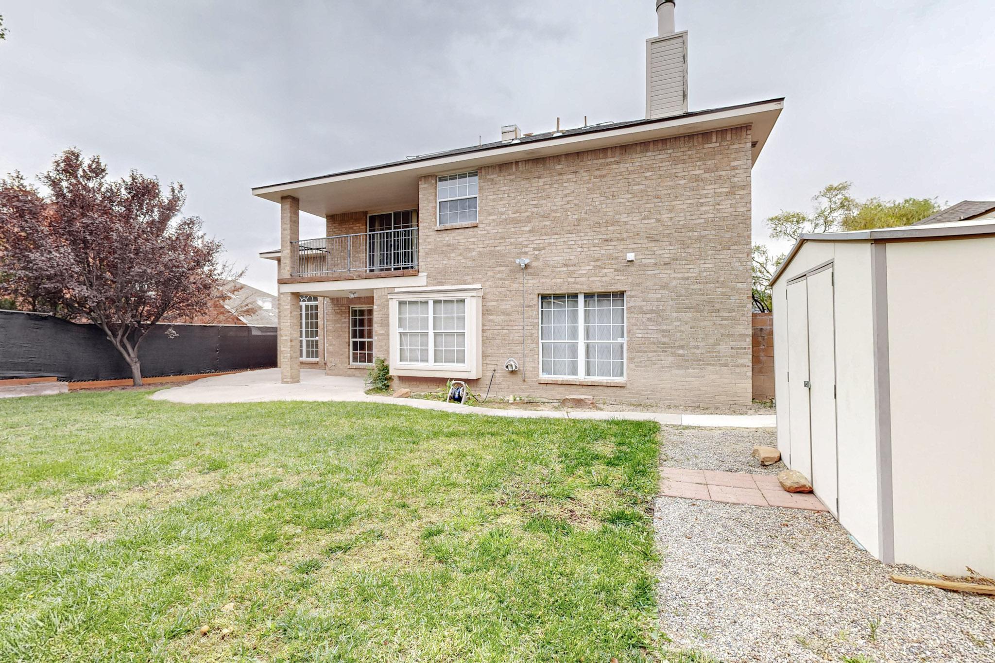 8404 BELLA VISTA Place NW