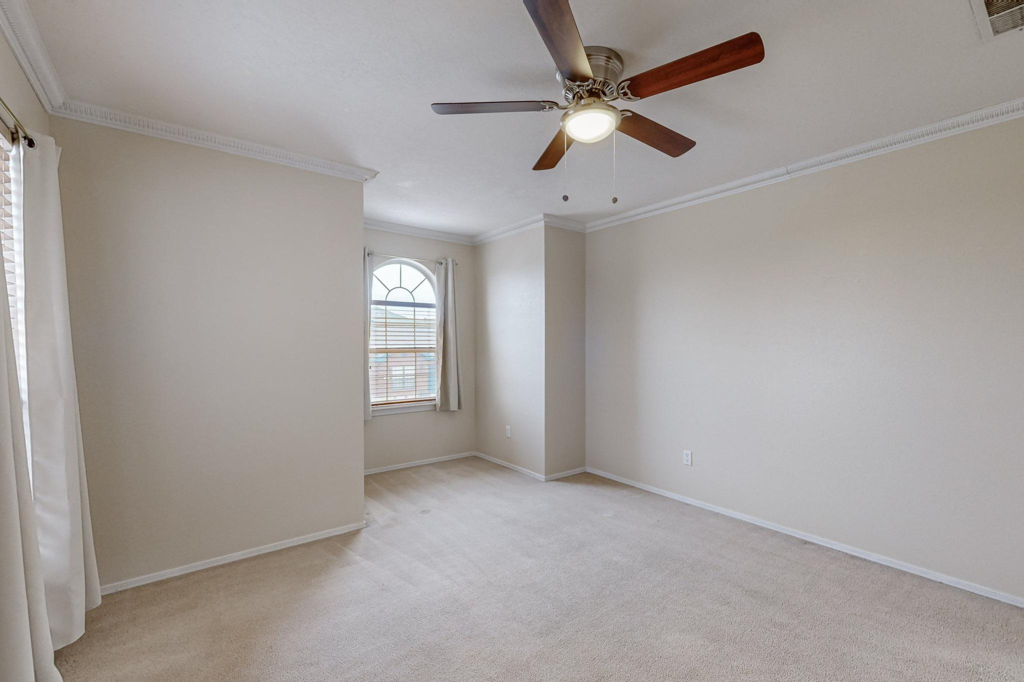 8404 BELLA VISTA Place NW