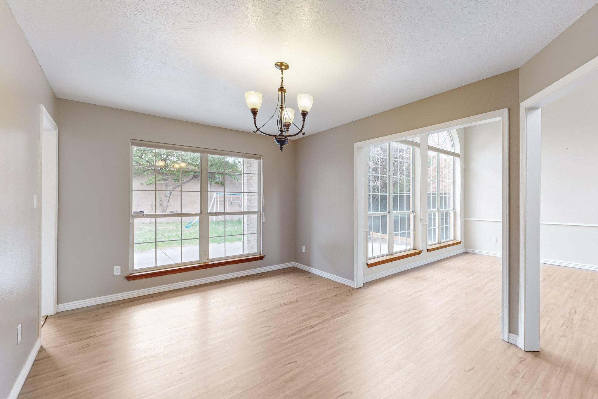 8404 BELLA VISTA Place NW