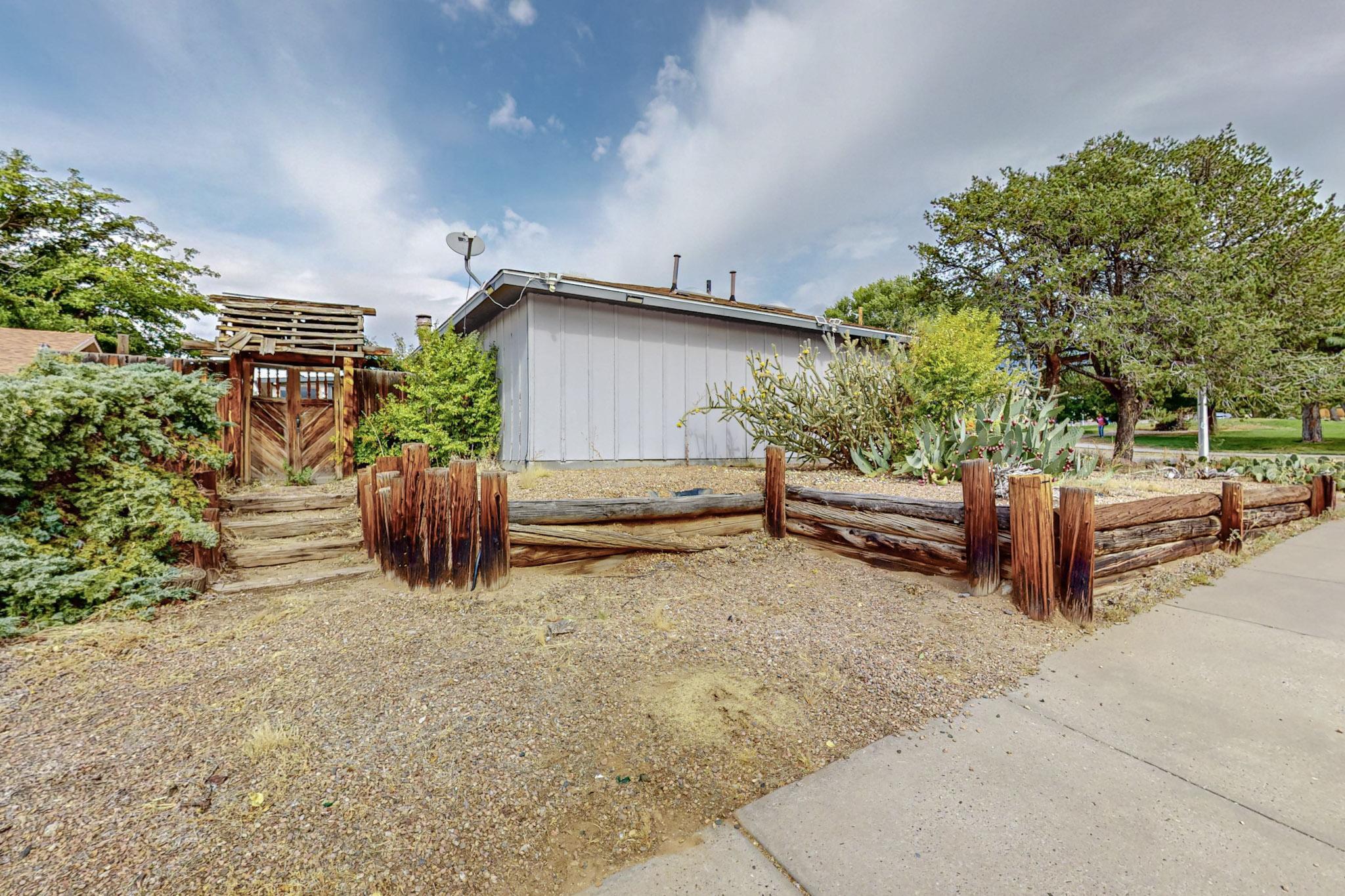 13009 ROMA Avenue NE
