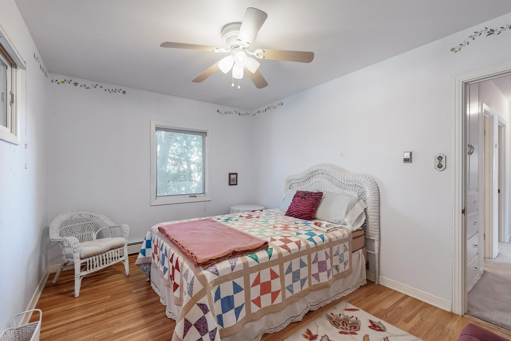 1834 CALLE LOS VECINOS NW