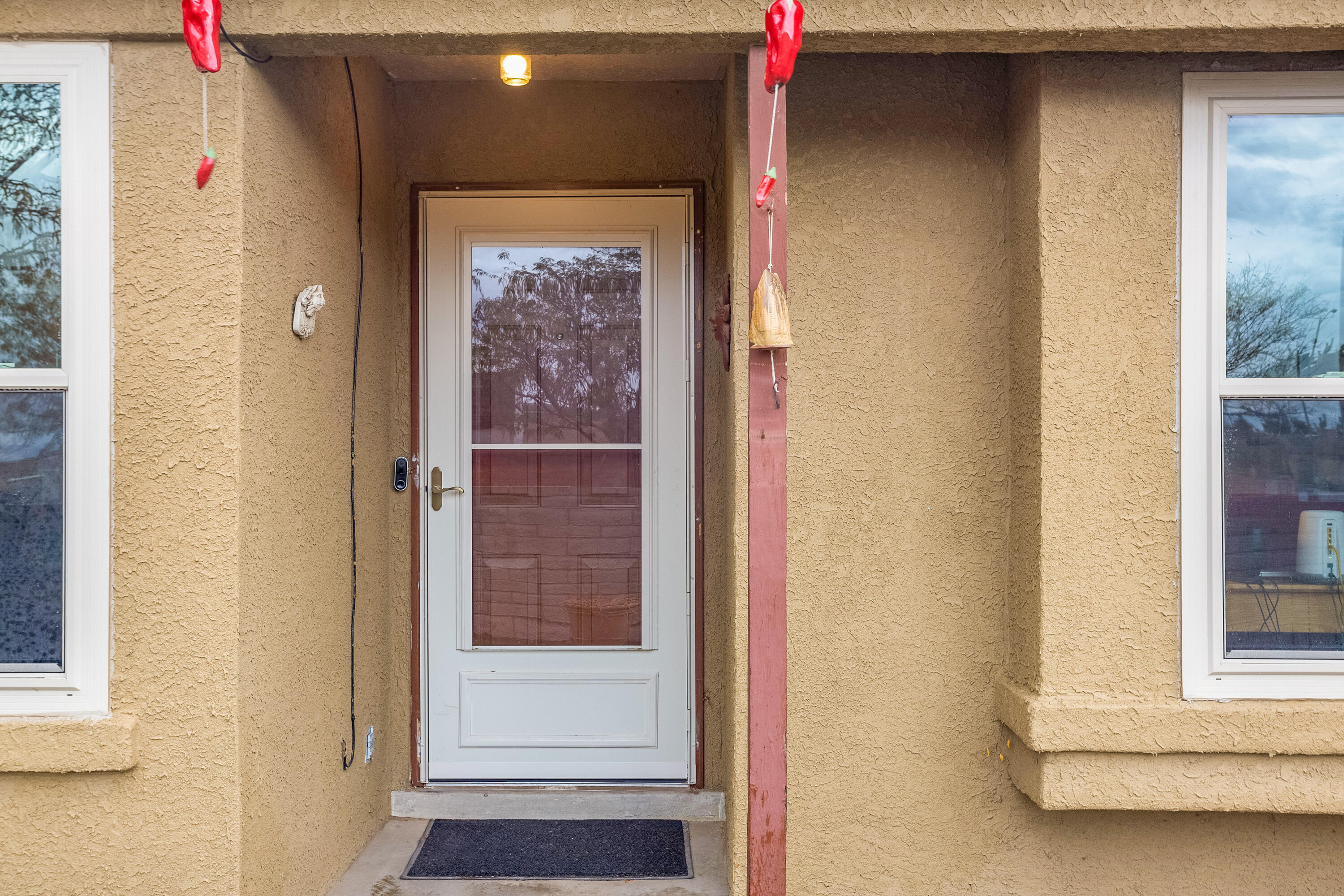 1601 Skyview Circle NE