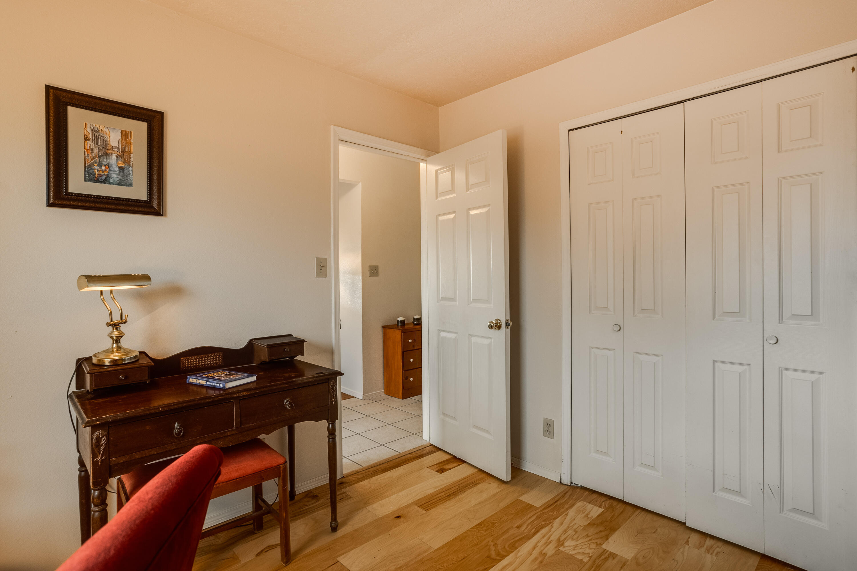 1601 Skyview Circle NE