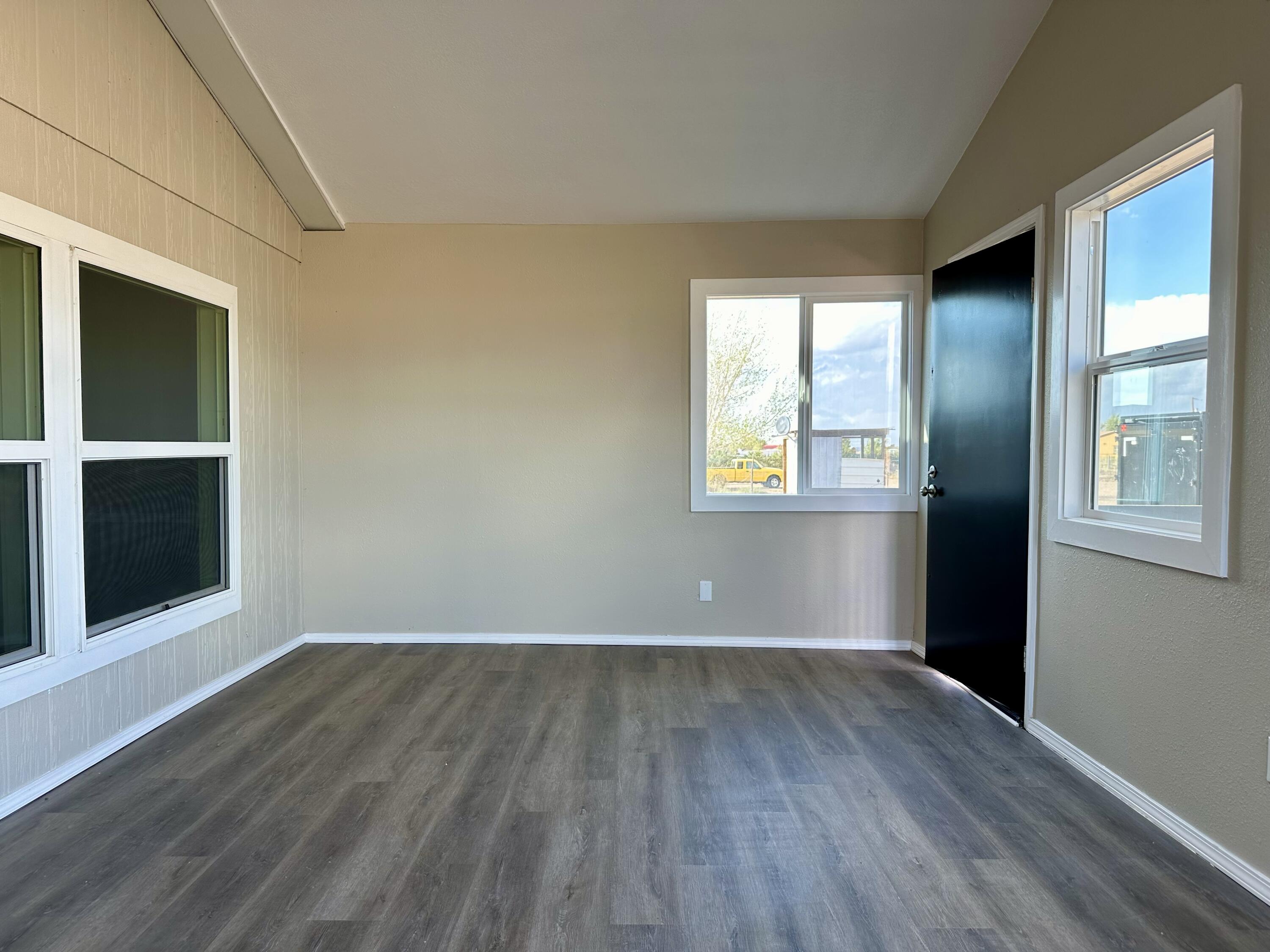 5 SAN MIGUEL Avenue