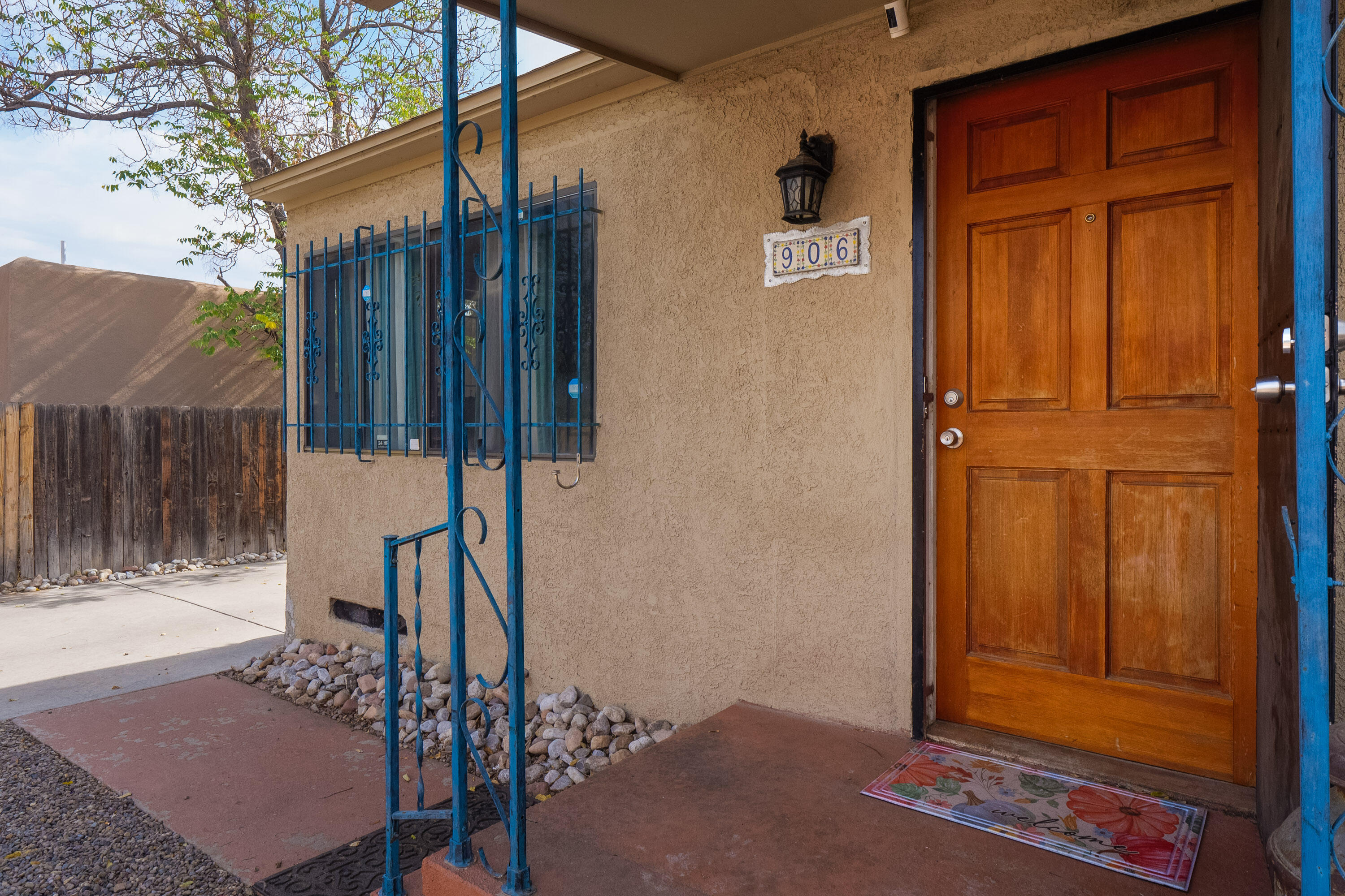906 PALO DURO Avenue NW