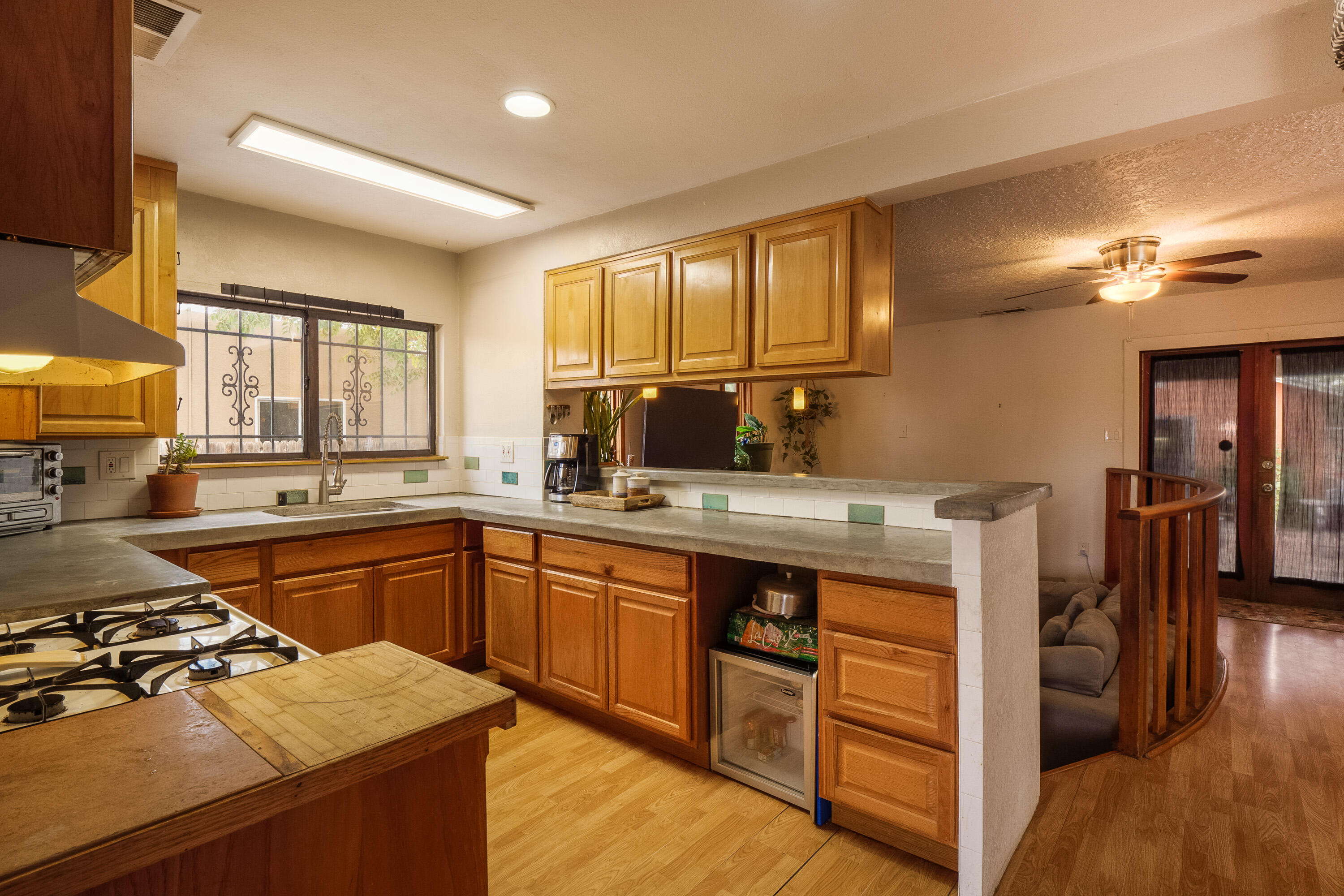 906 PALO DURO Avenue NW