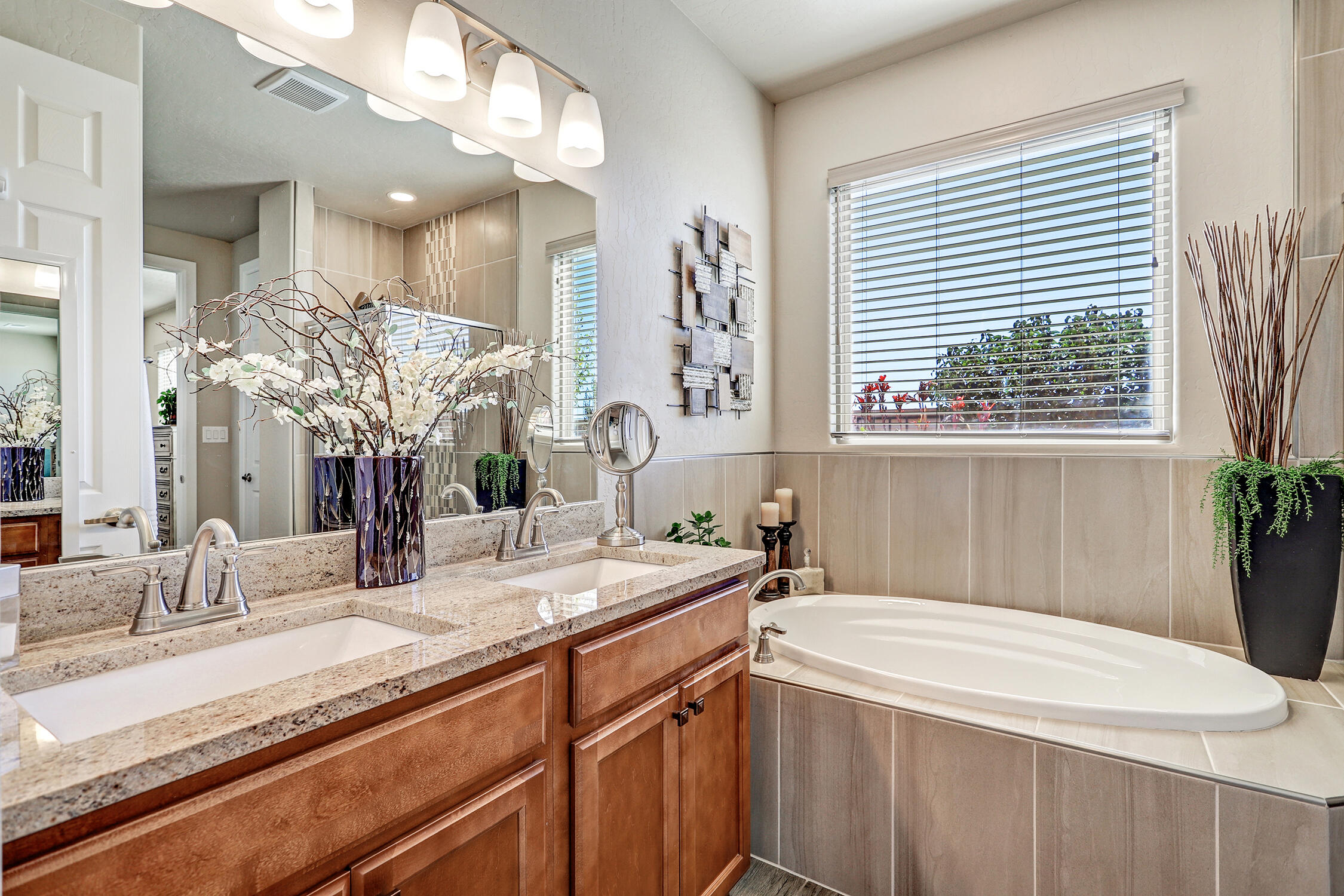 7212 VALLE JARDIN Lane NW