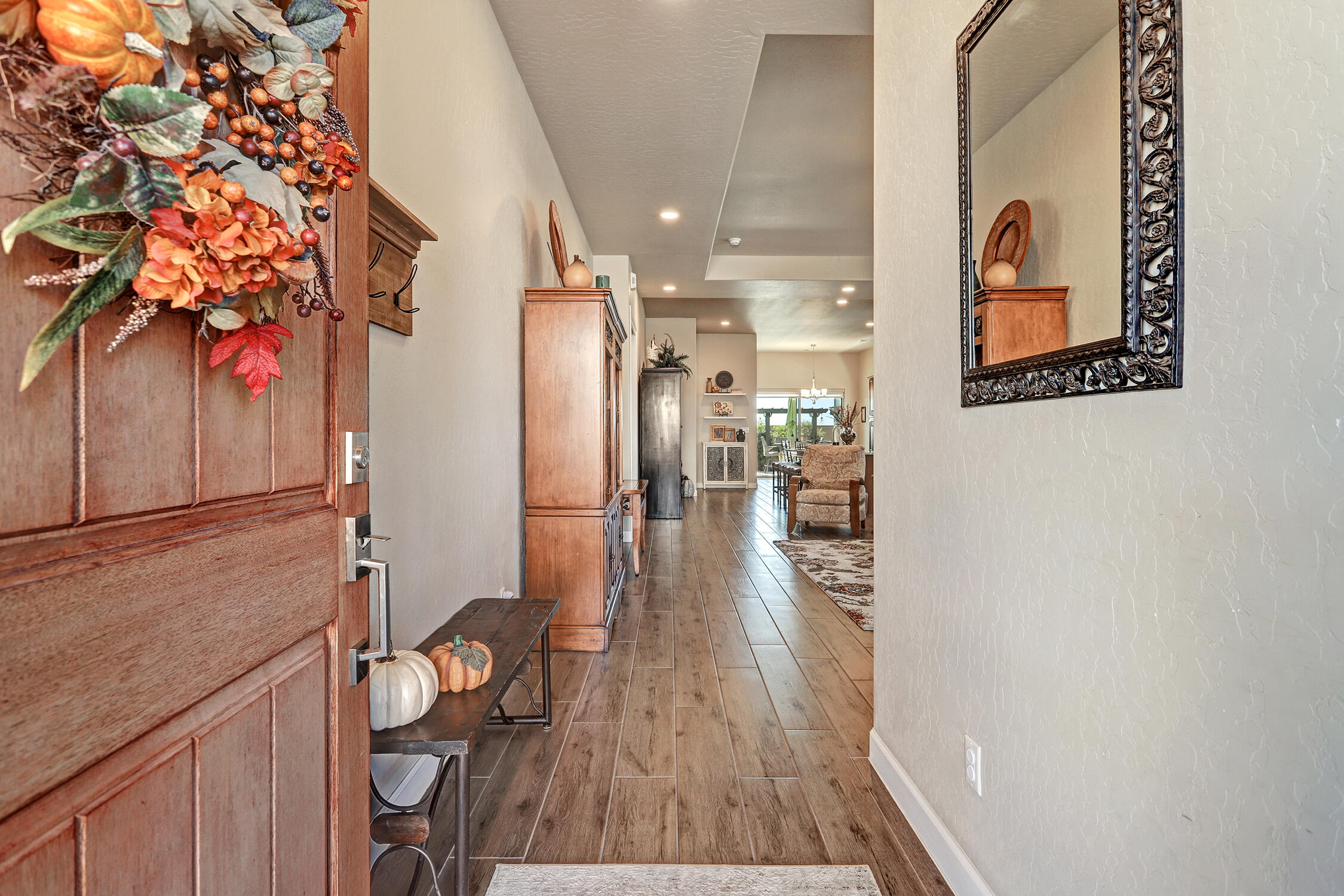 7212 VALLE JARDIN Lane NW