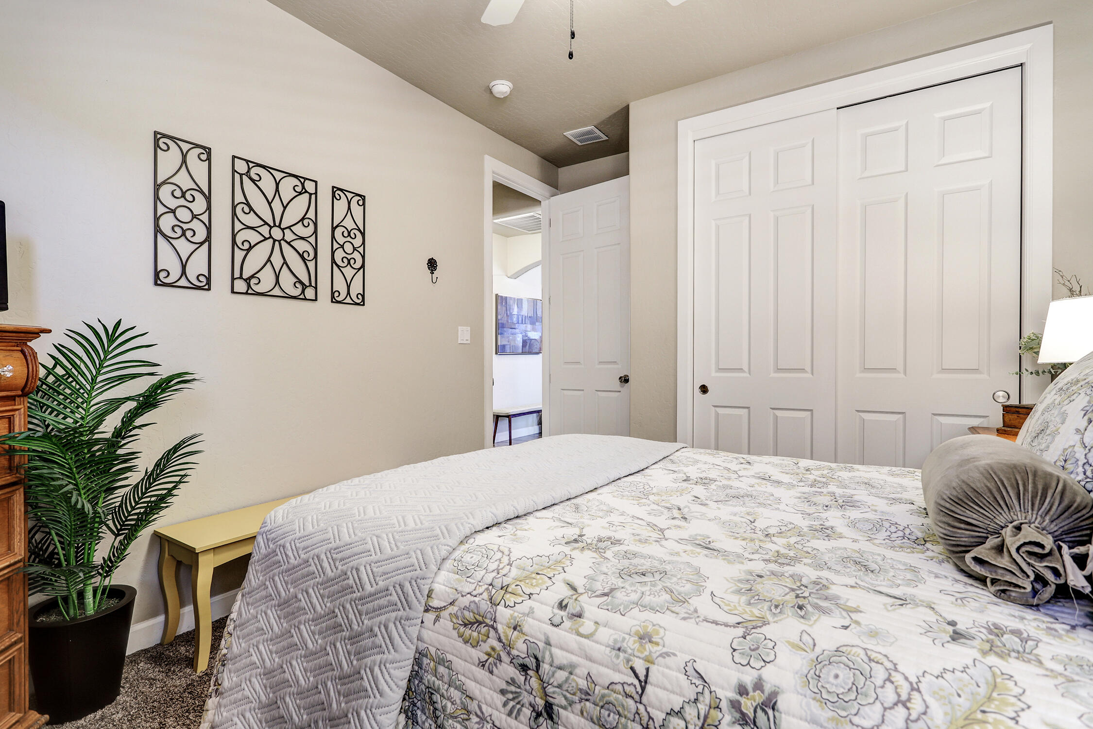 7212 VALLE JARDIN Lane NW
