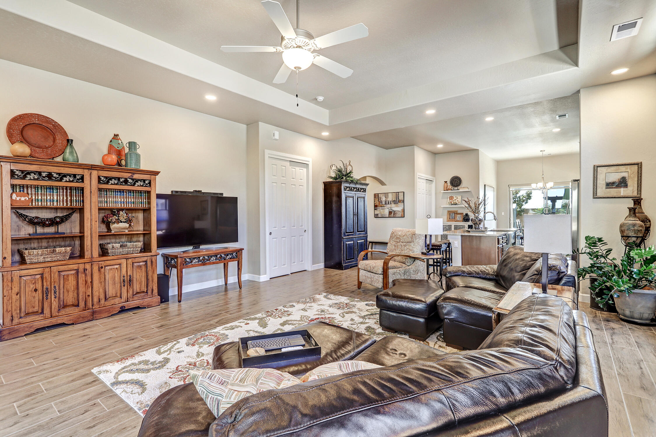 7212 VALLE JARDIN Lane NW