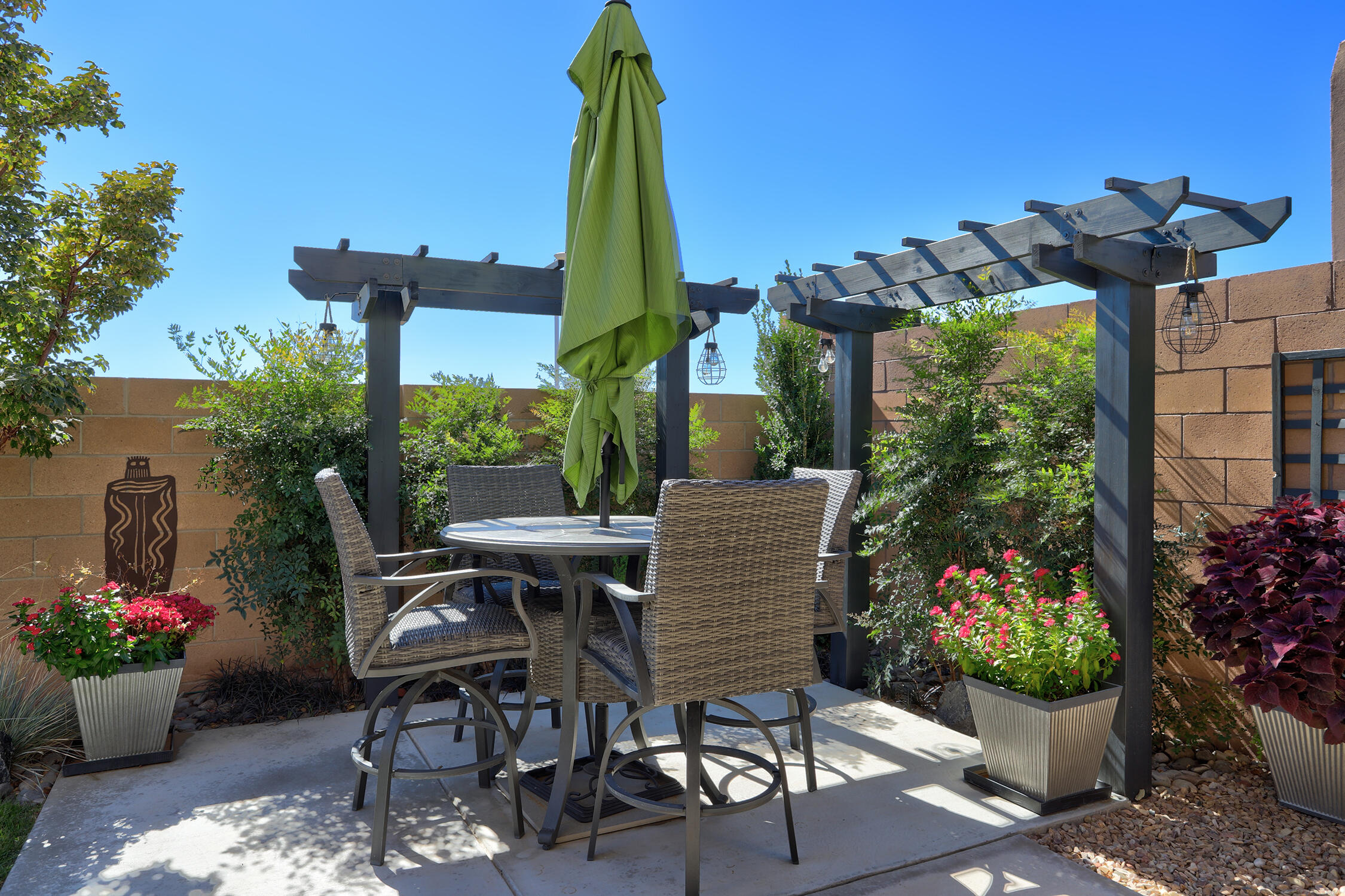 7212 VALLE JARDIN Lane NW