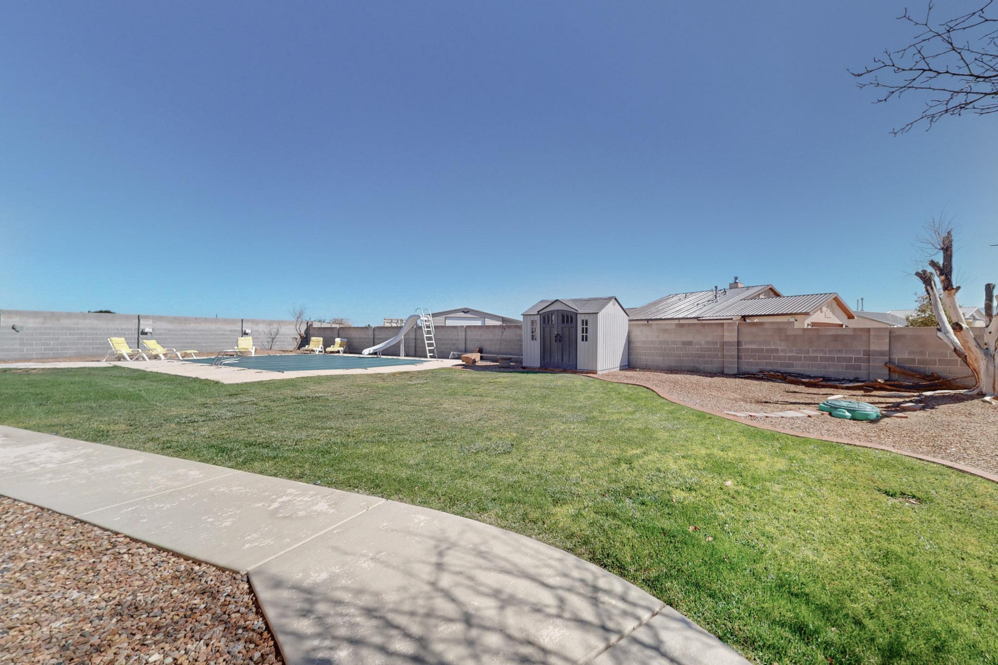 6905 GLEN HILLS Drive NE