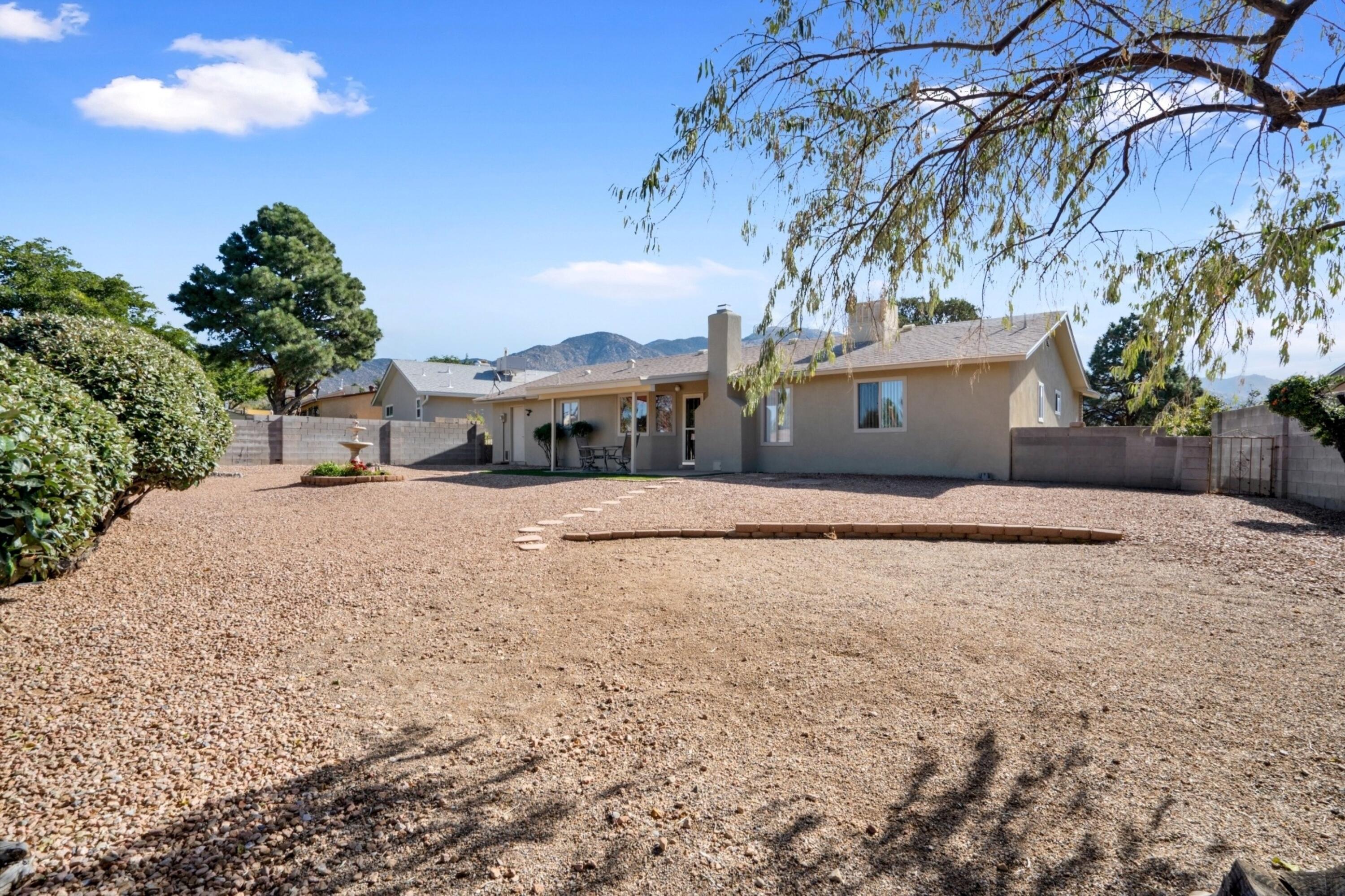 12109 GLEN CANYON Road NE