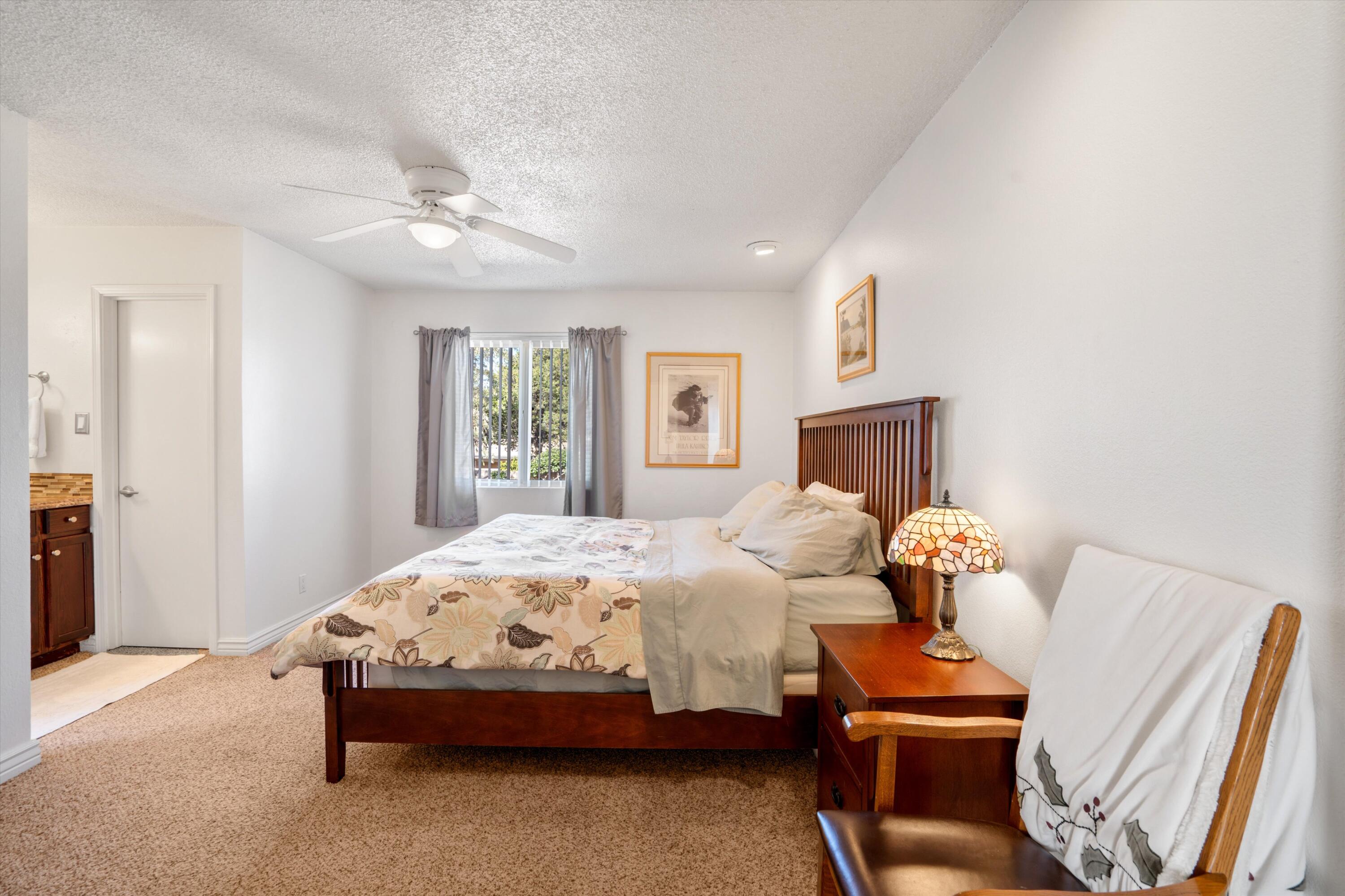 12109 GLEN CANYON Road NE