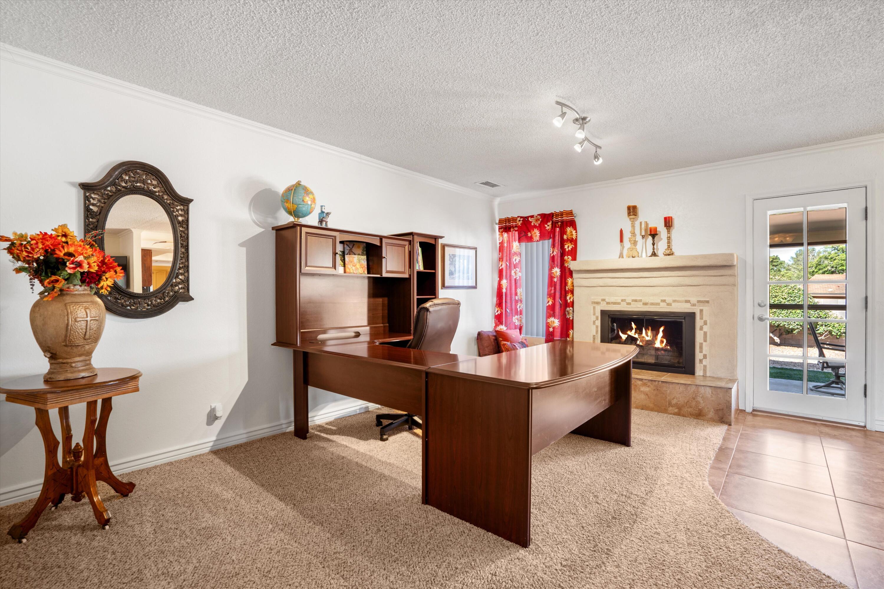 12109 GLEN CANYON Road NE
