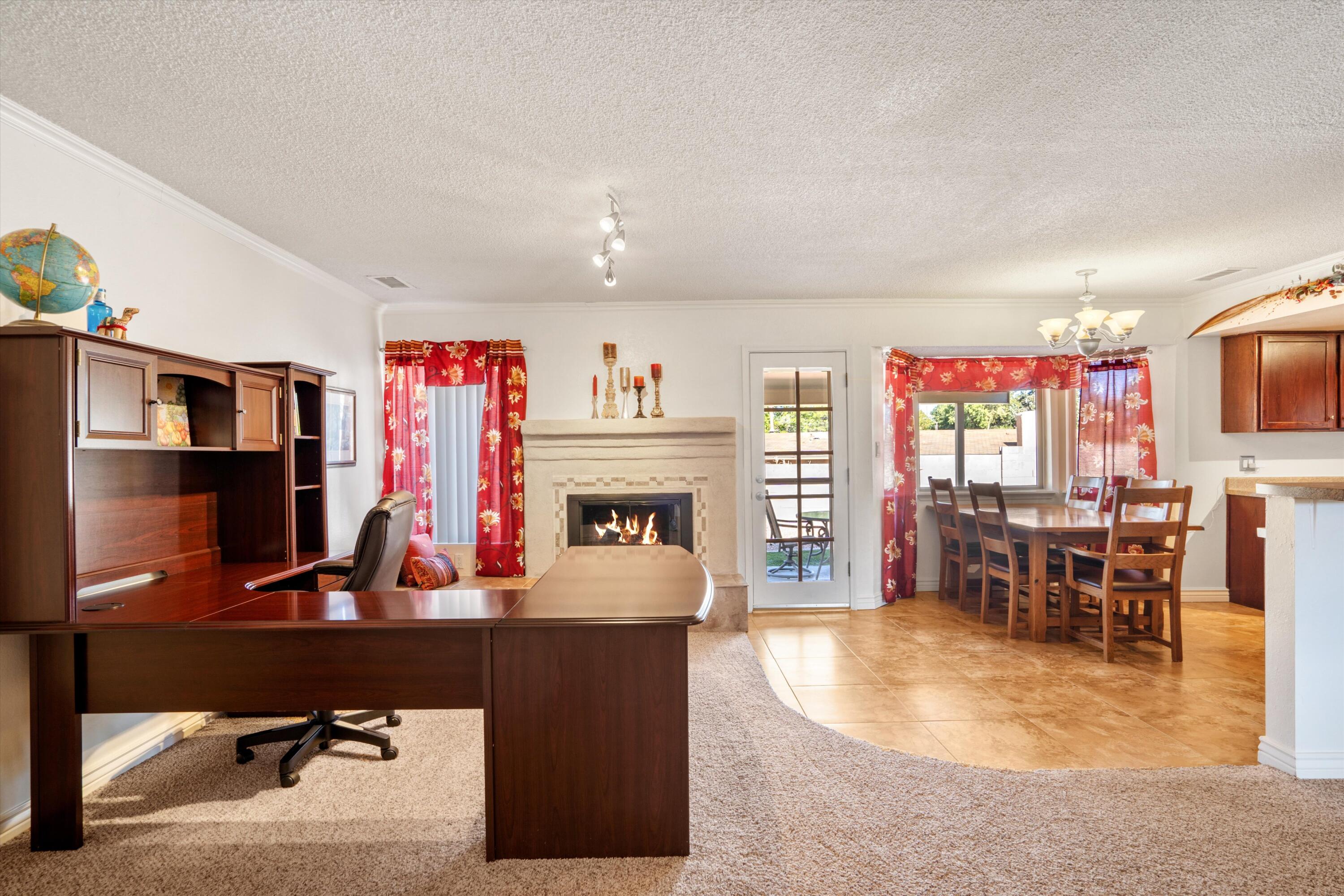12109 GLEN CANYON Road NE
