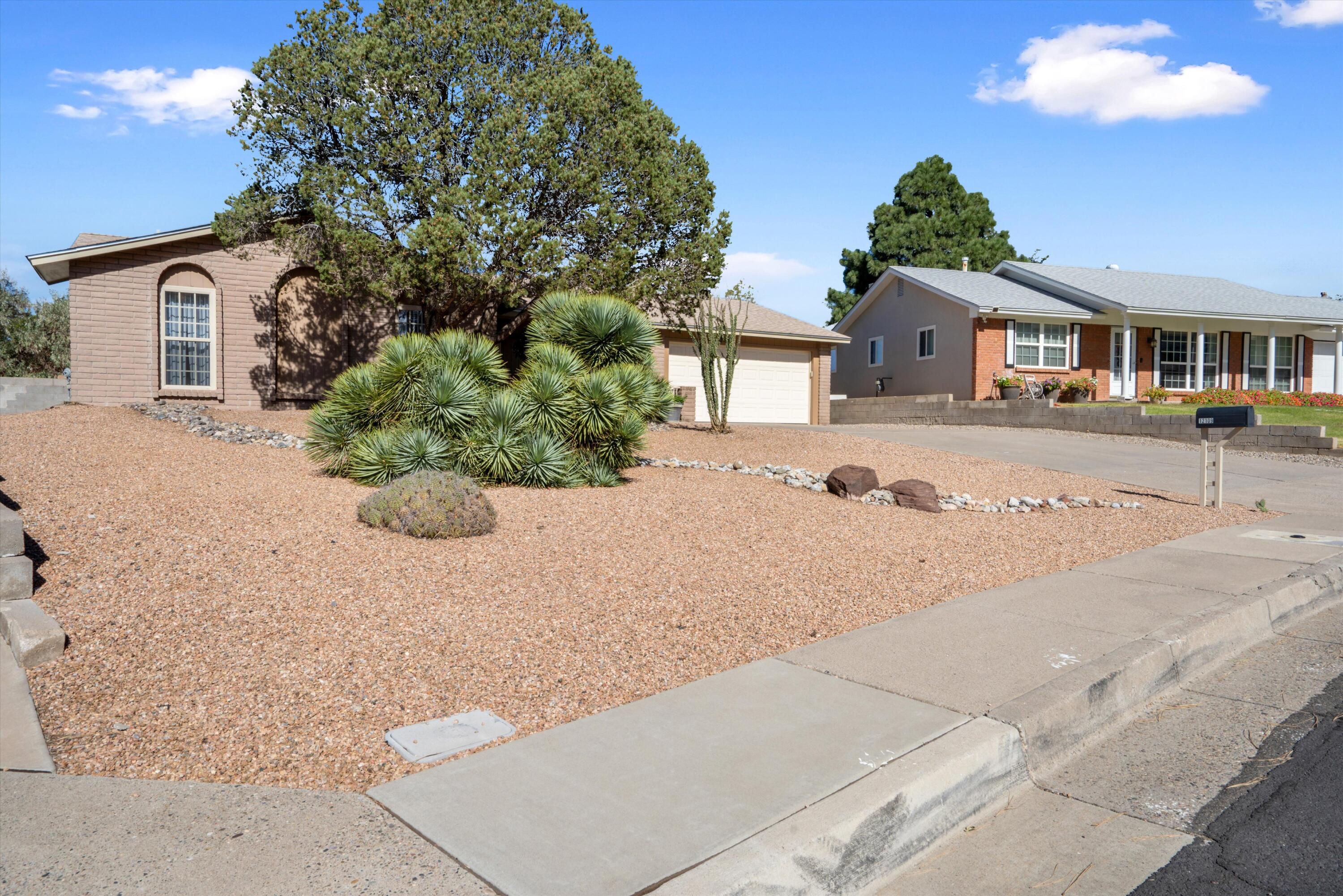 12109 GLEN CANYON Road NE