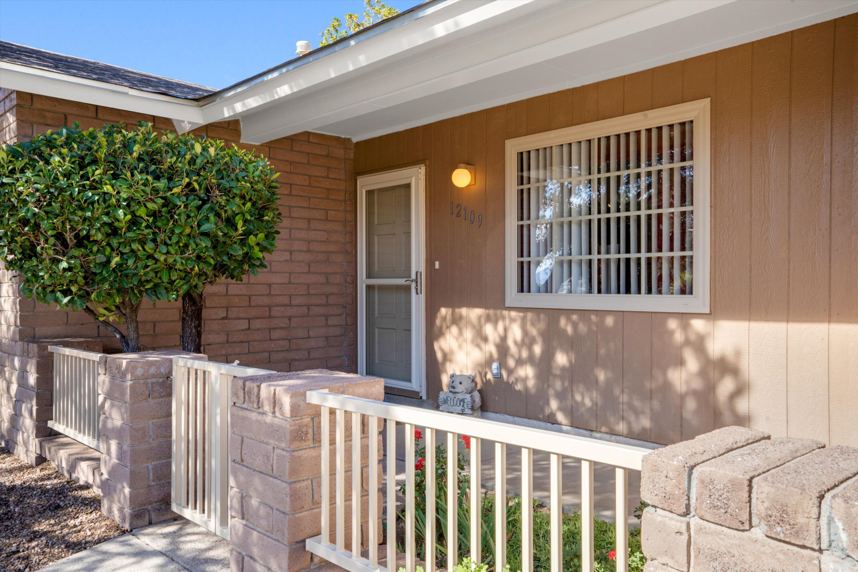 12109 GLEN CANYON Road NE