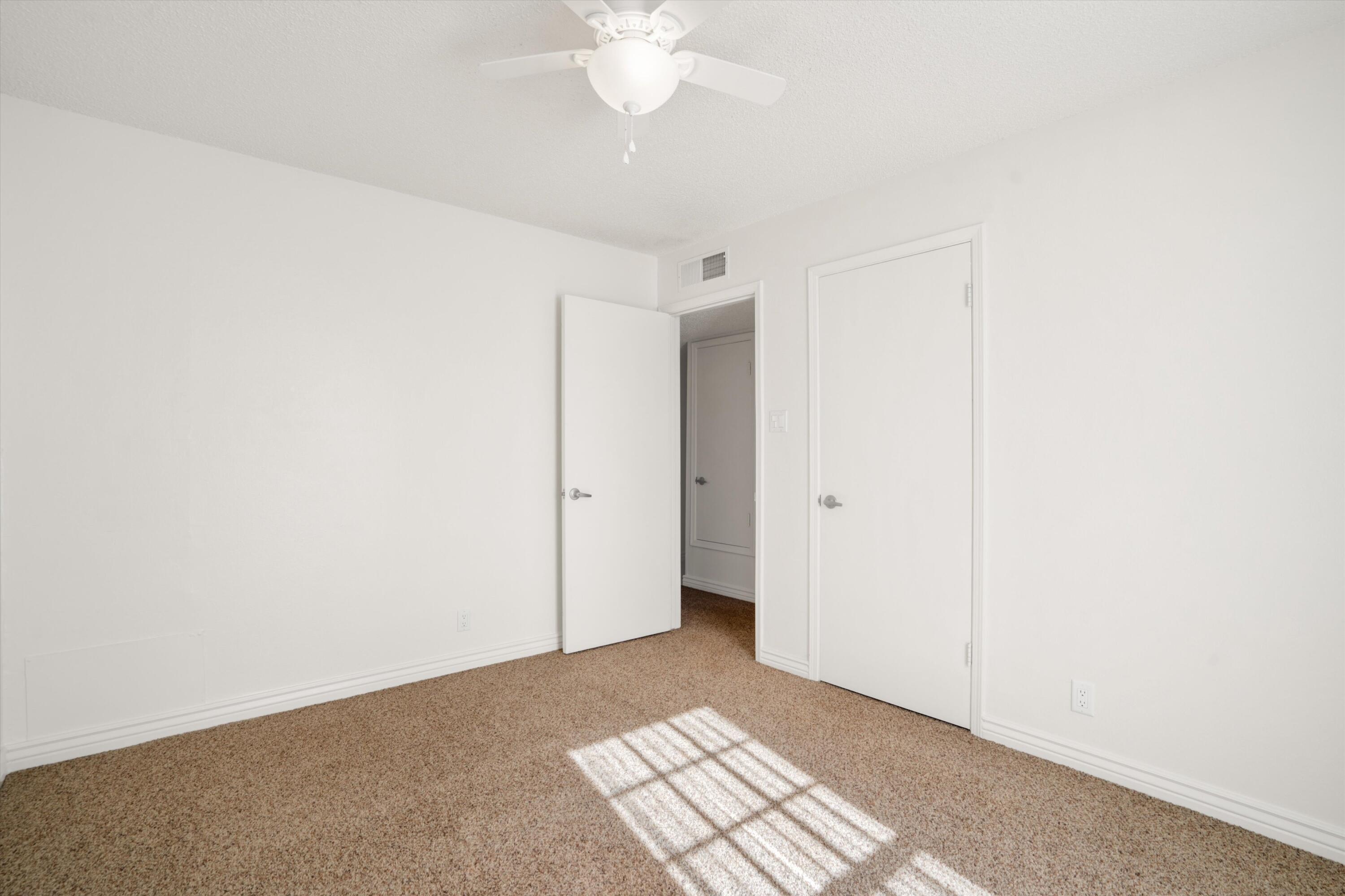 12109 GLEN CANYON Road NE
