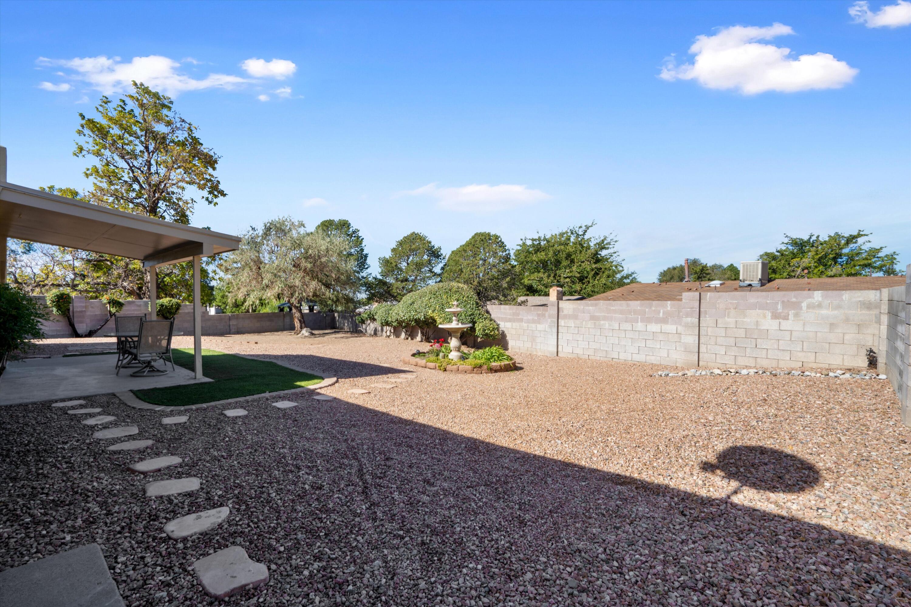 12109 GLEN CANYON Road NE