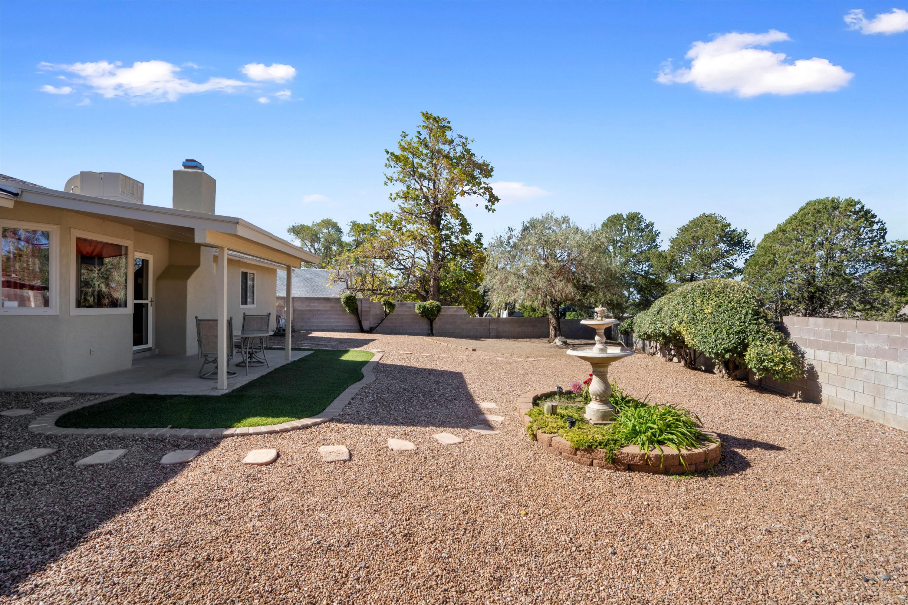 12109 GLEN CANYON Road NE