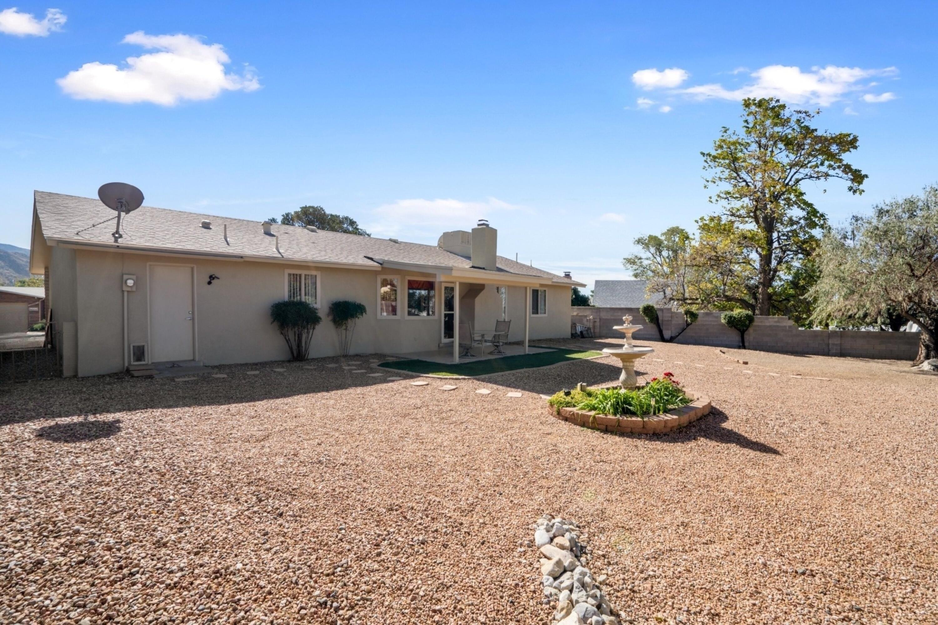 12109 GLEN CANYON Road NE