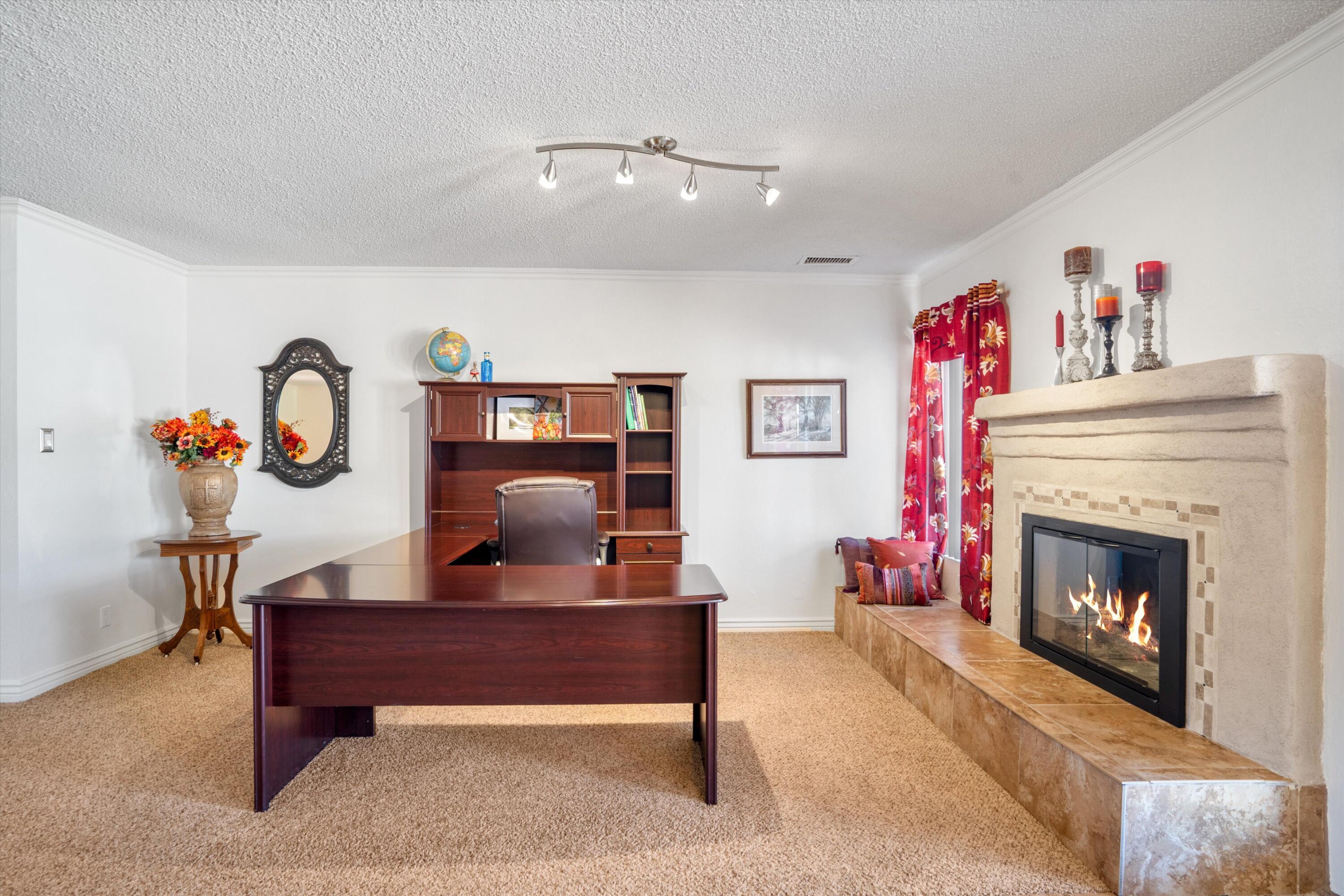 12109 GLEN CANYON Road NE