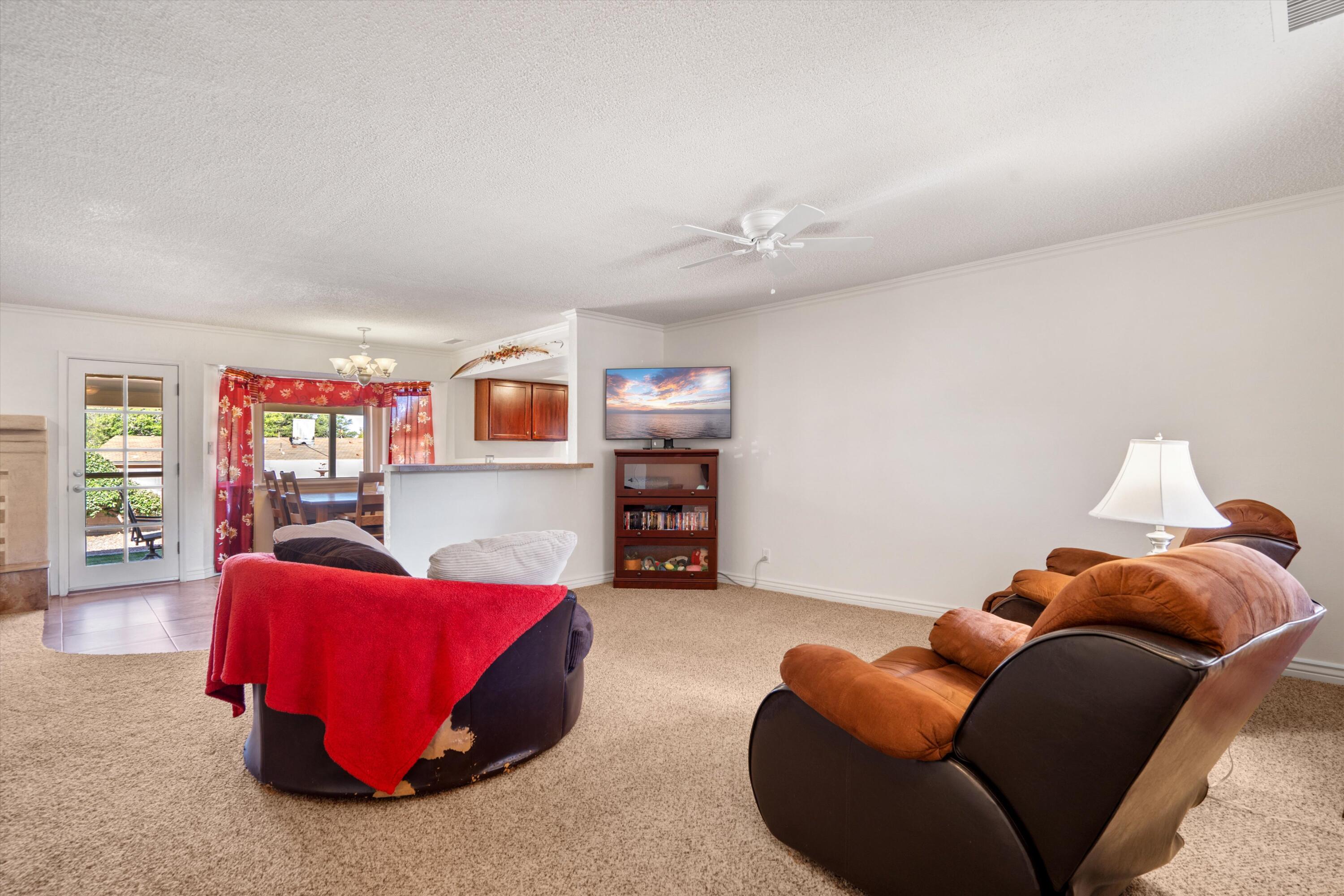 12109 GLEN CANYON Road NE