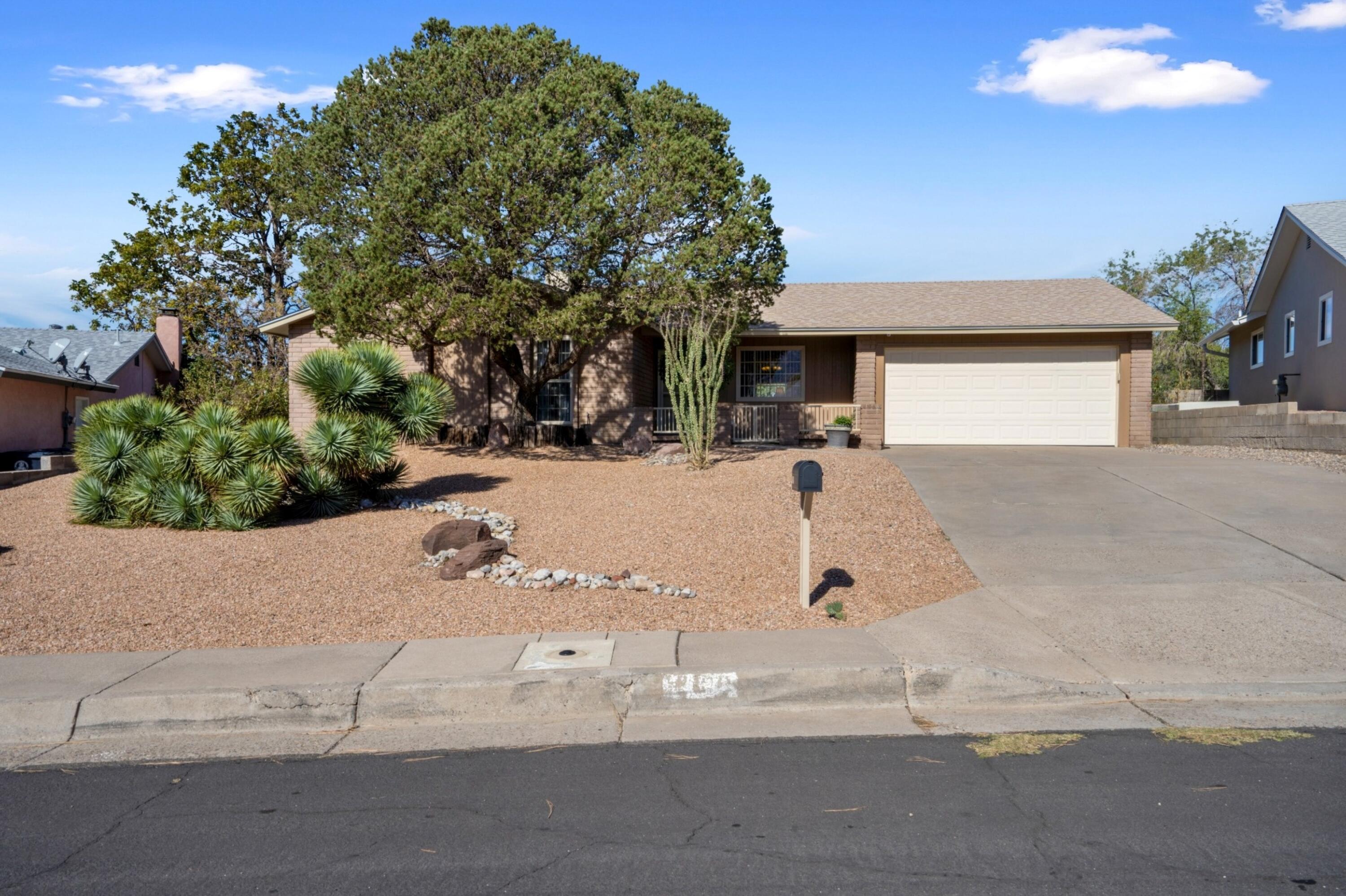 12109 GLEN CANYON Road NE