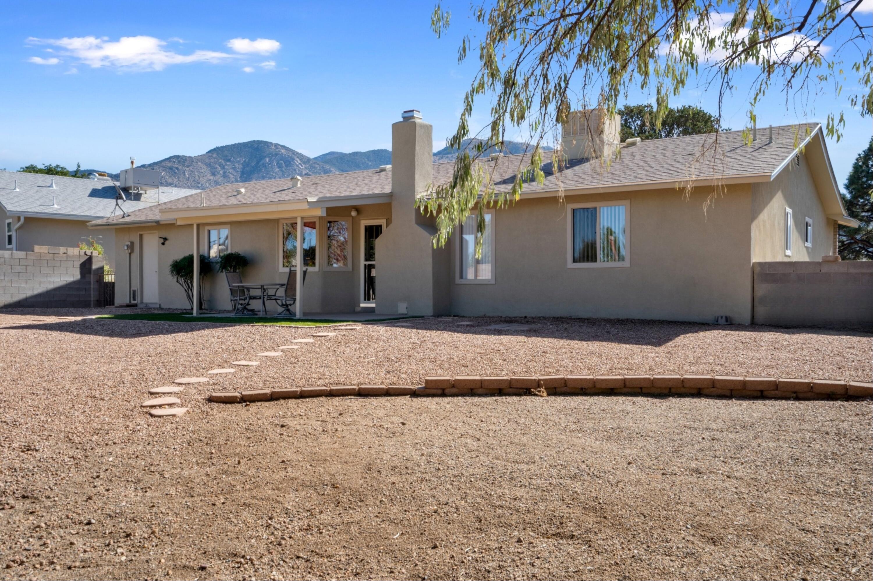 12109 GLEN CANYON Road NE