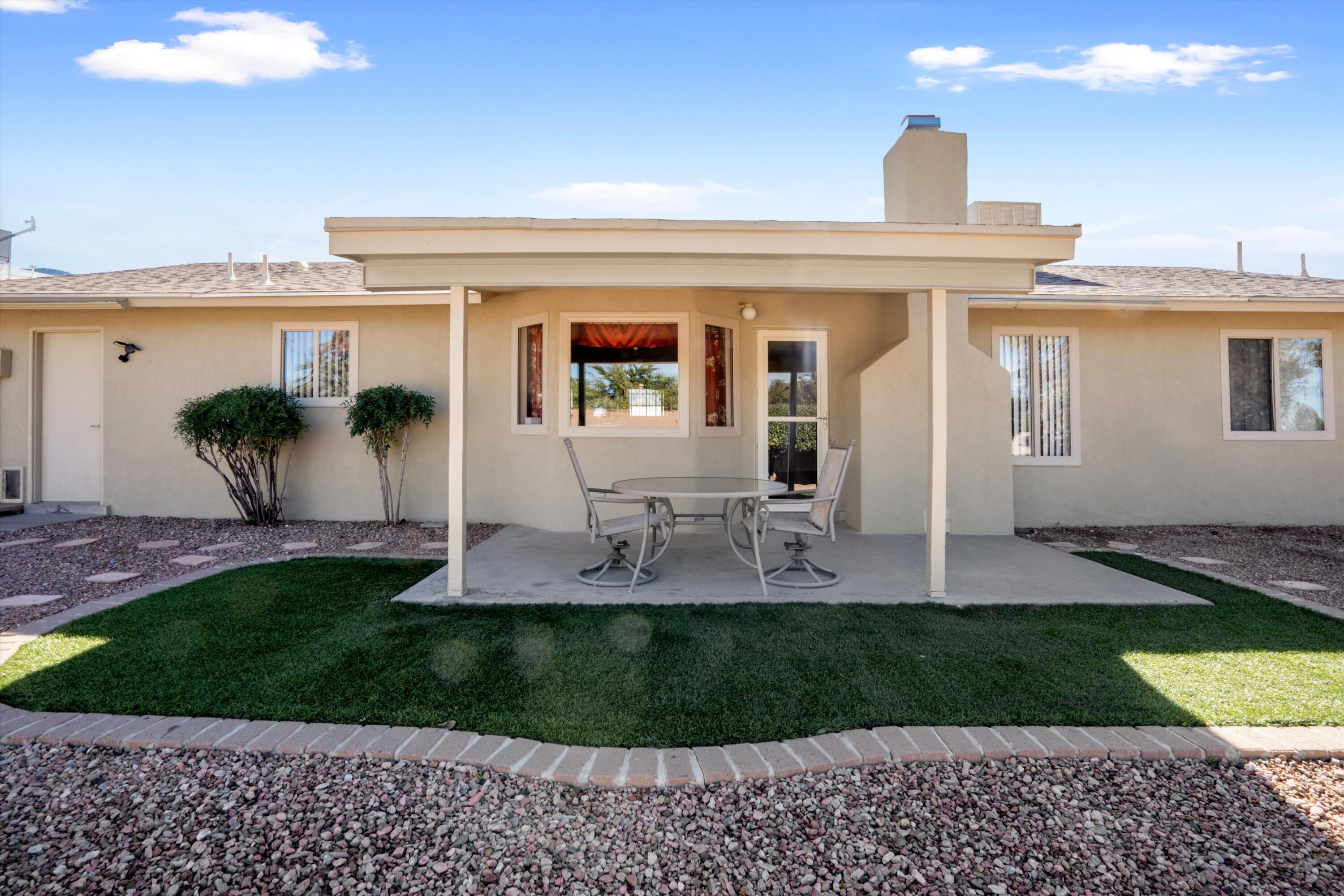 12109 GLEN CANYON Road NE