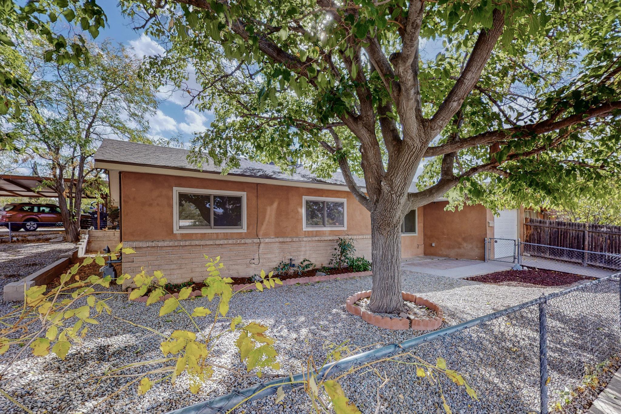 1601 Stanford Drive SE