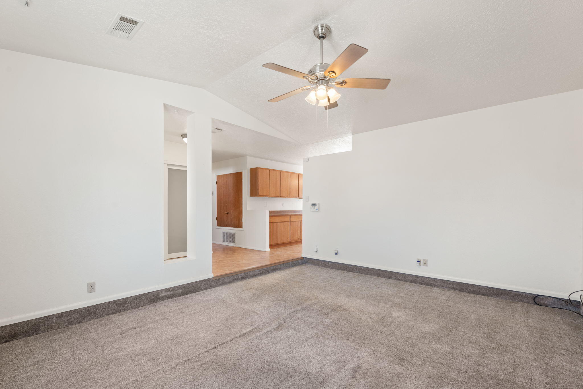 417 ASBURY Road NE