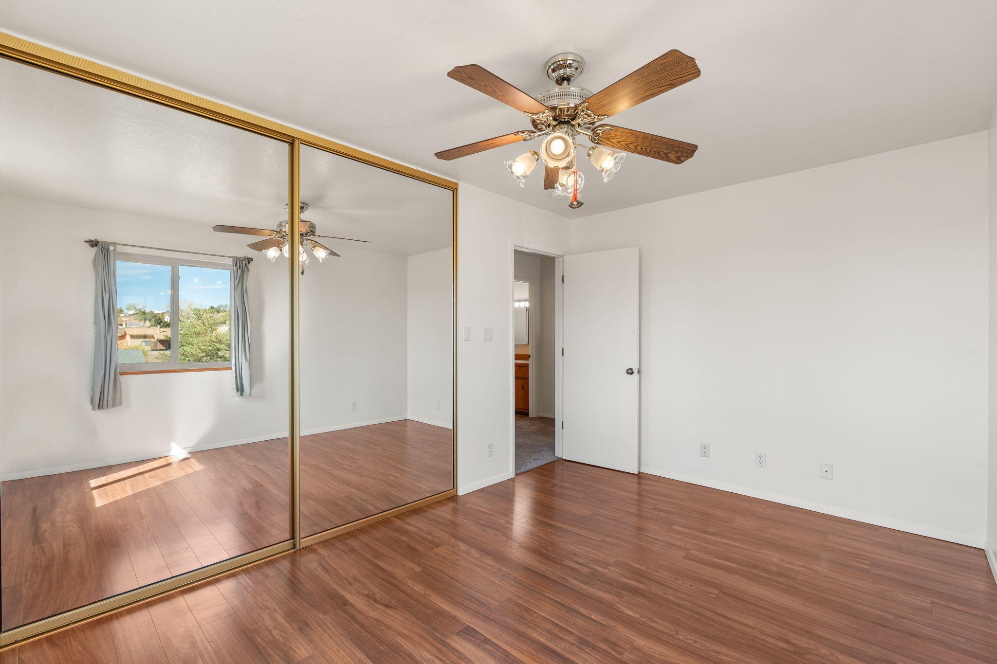 417 ASBURY Road NE
