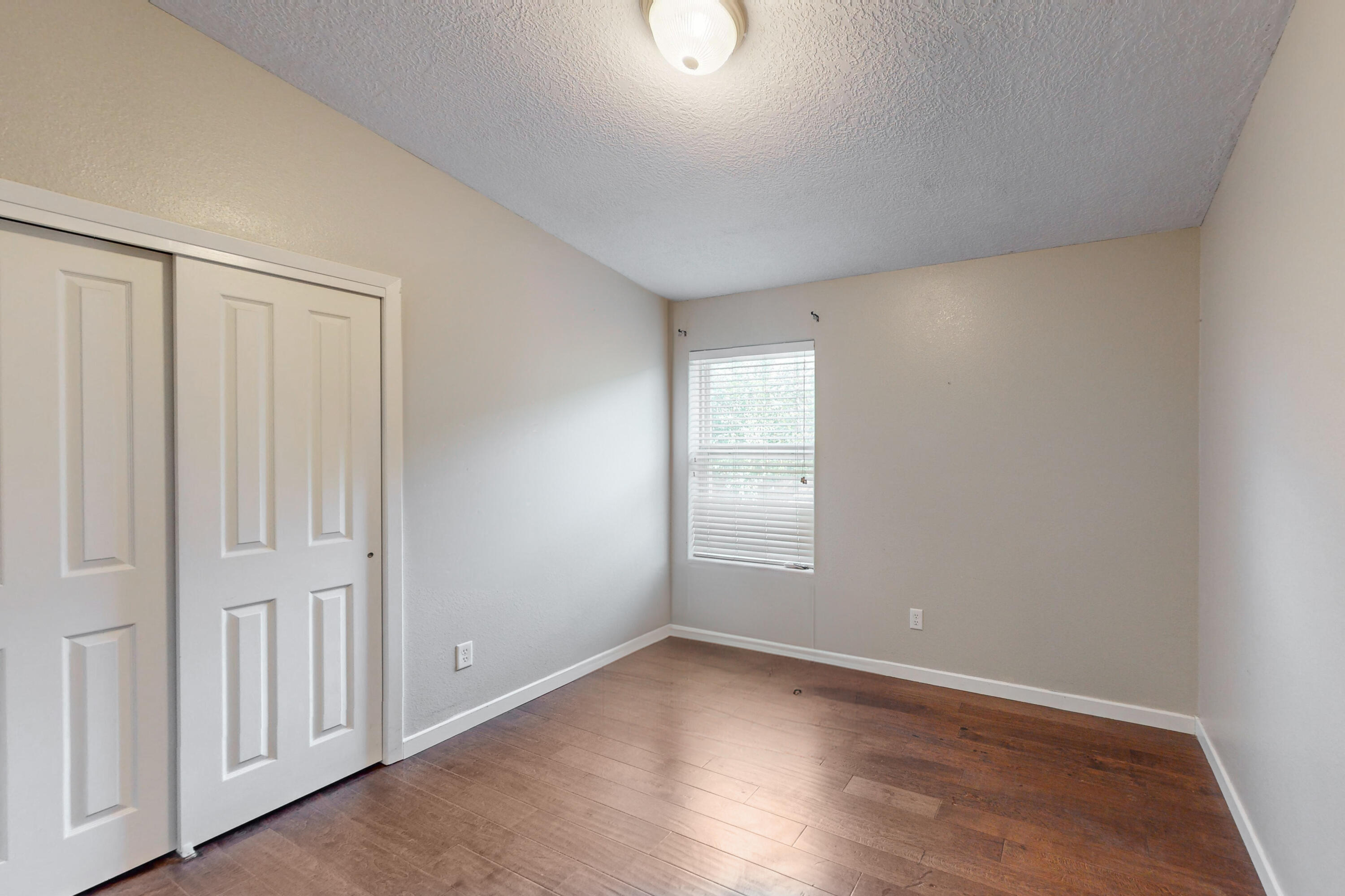 2036 N Ensenada Circle SE