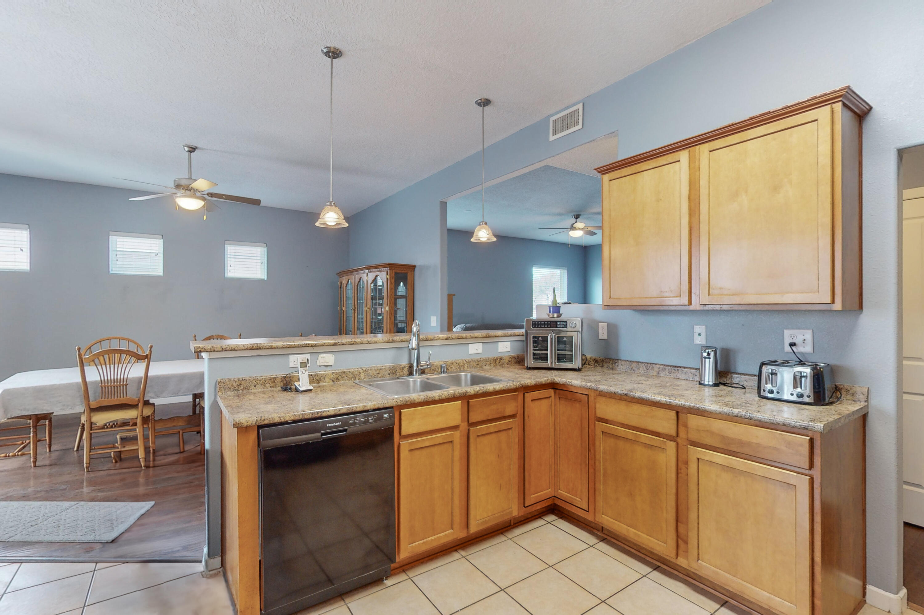 2036 N Ensenada Circle SE