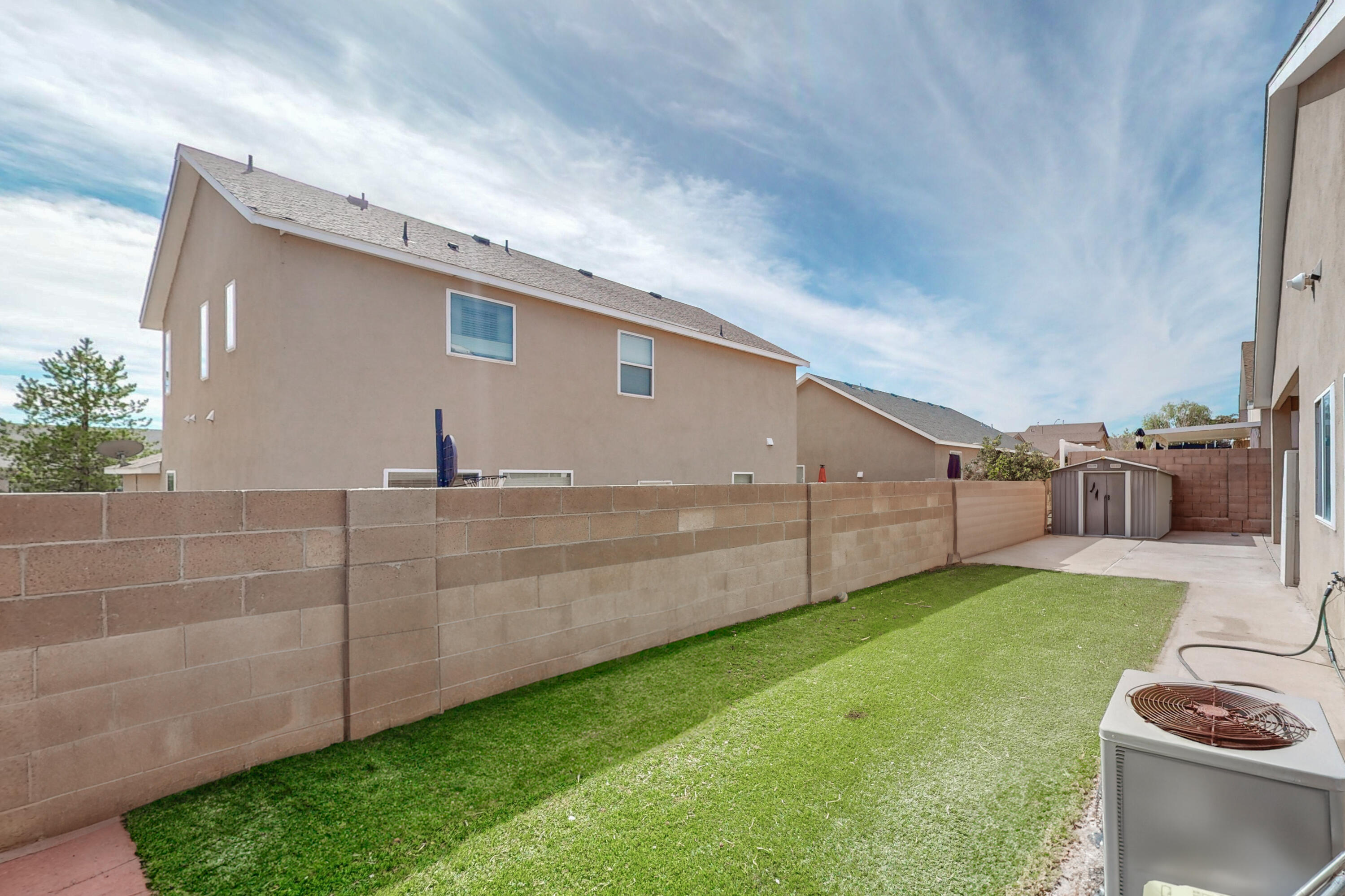 2036 N Ensenada Circle SE