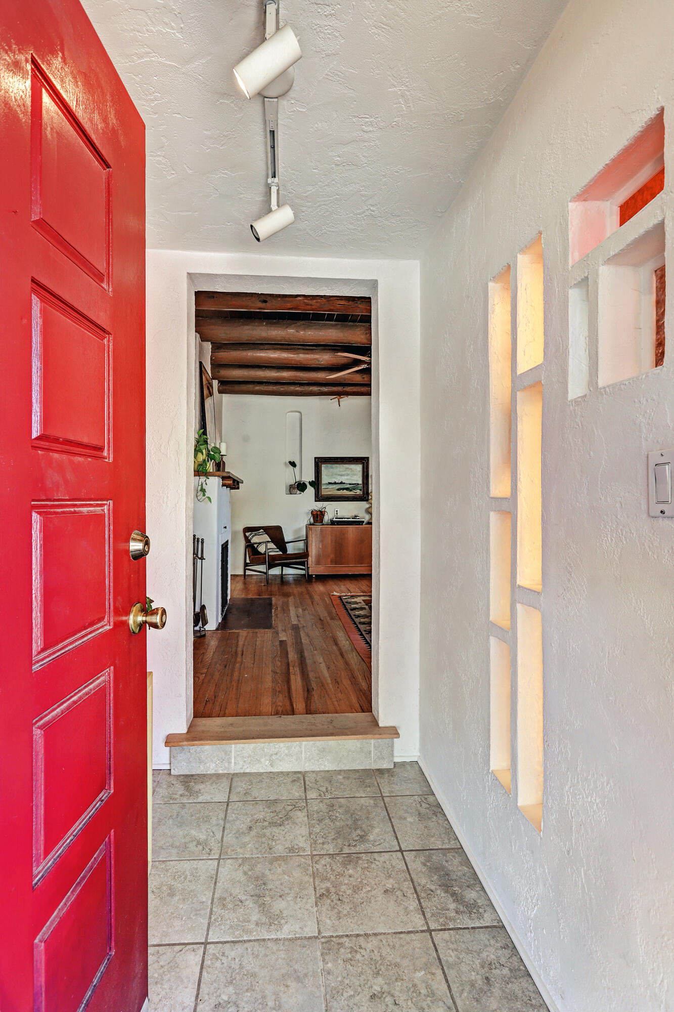 534 ALISO Drive NE