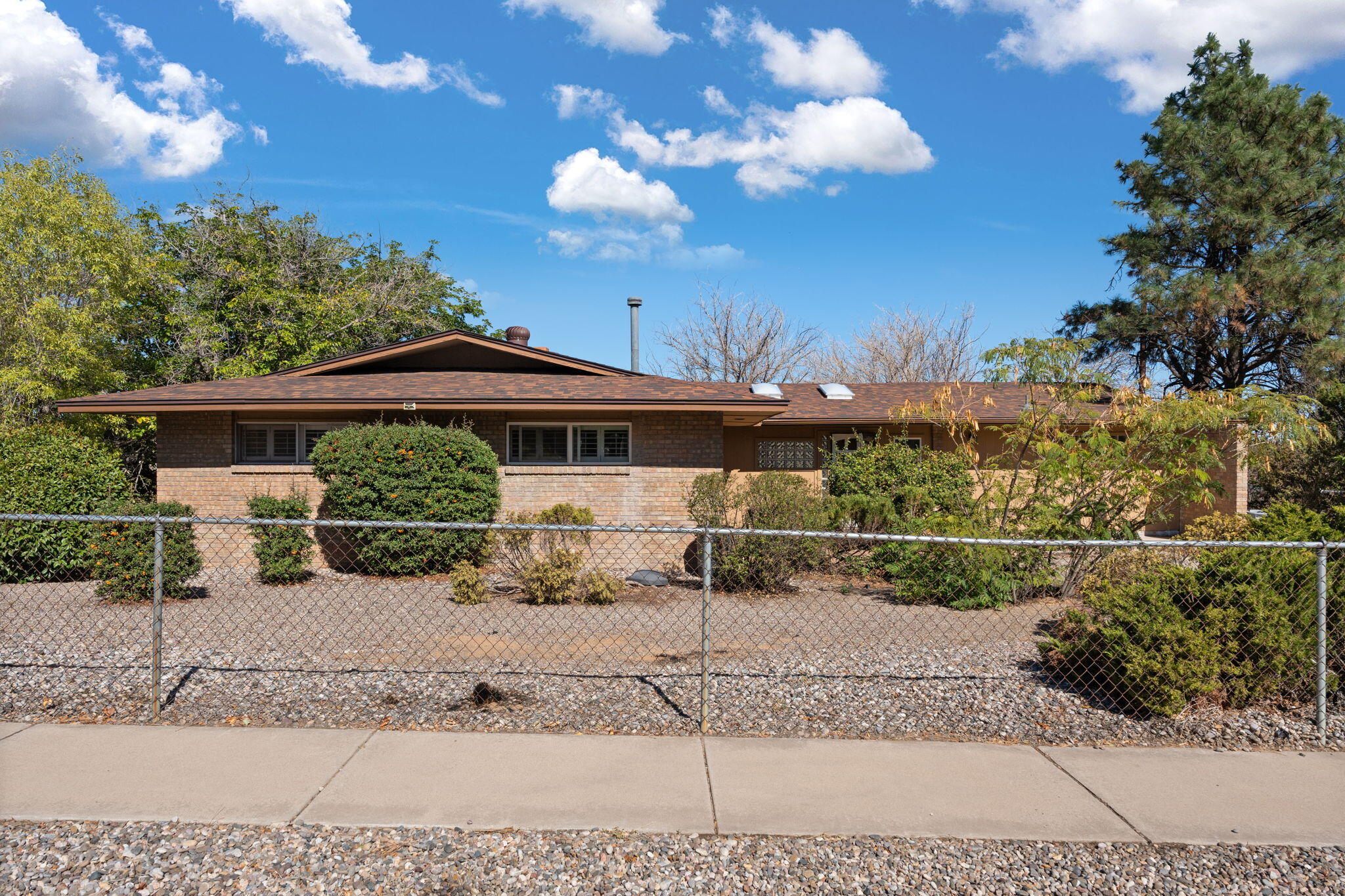 5519 FORDHAM Drive NW