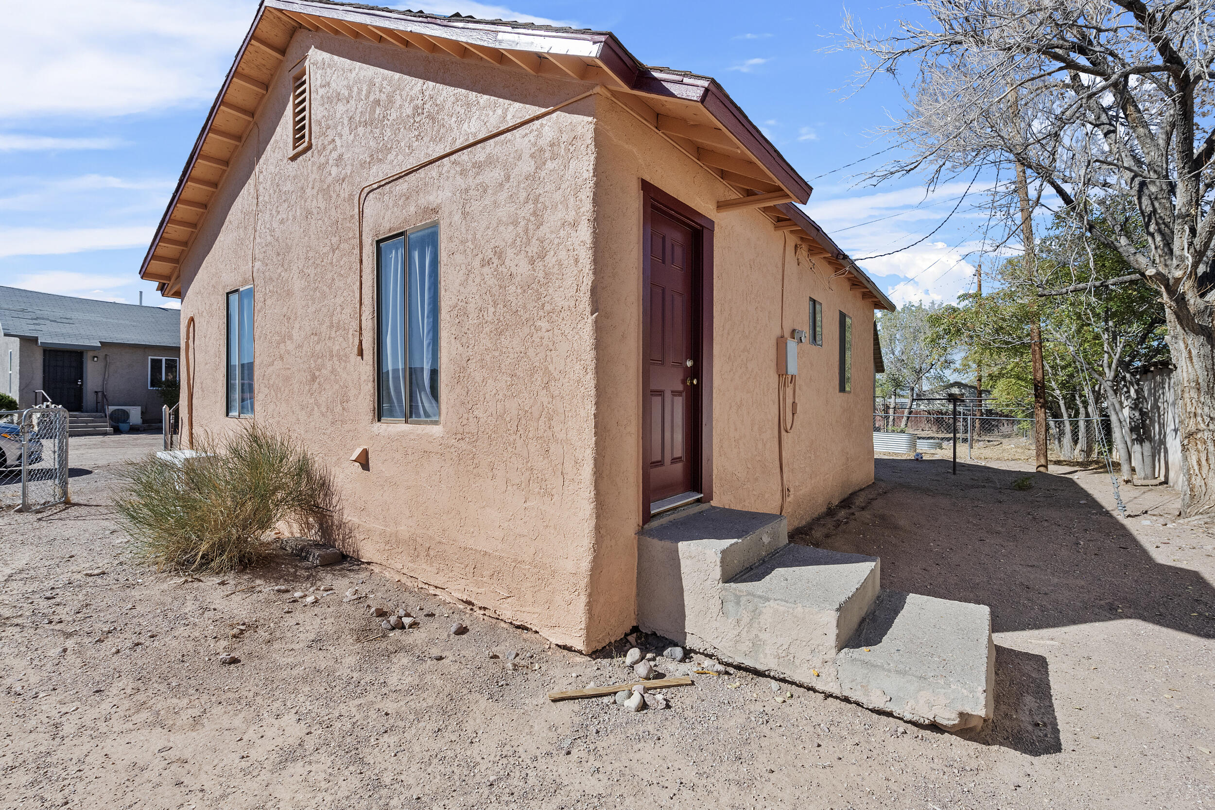 818 Granada Street
