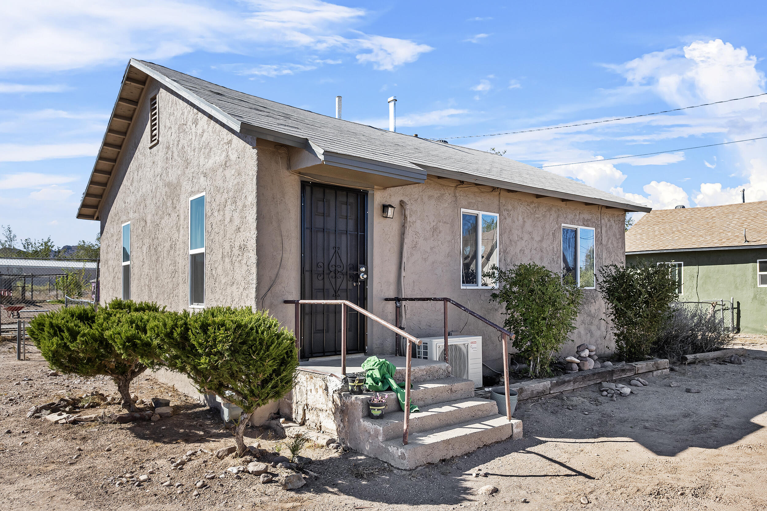 818 Granada Street