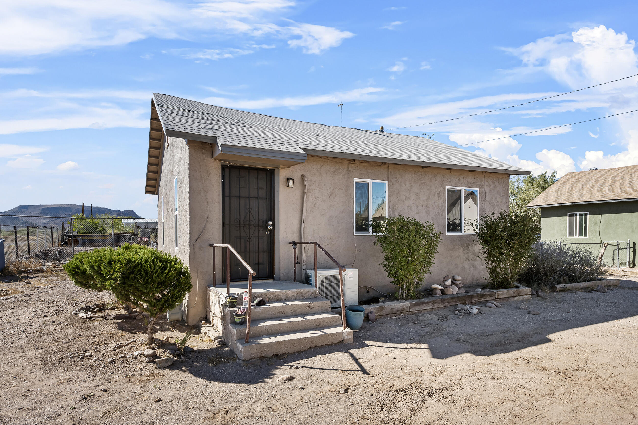818 Granada Street