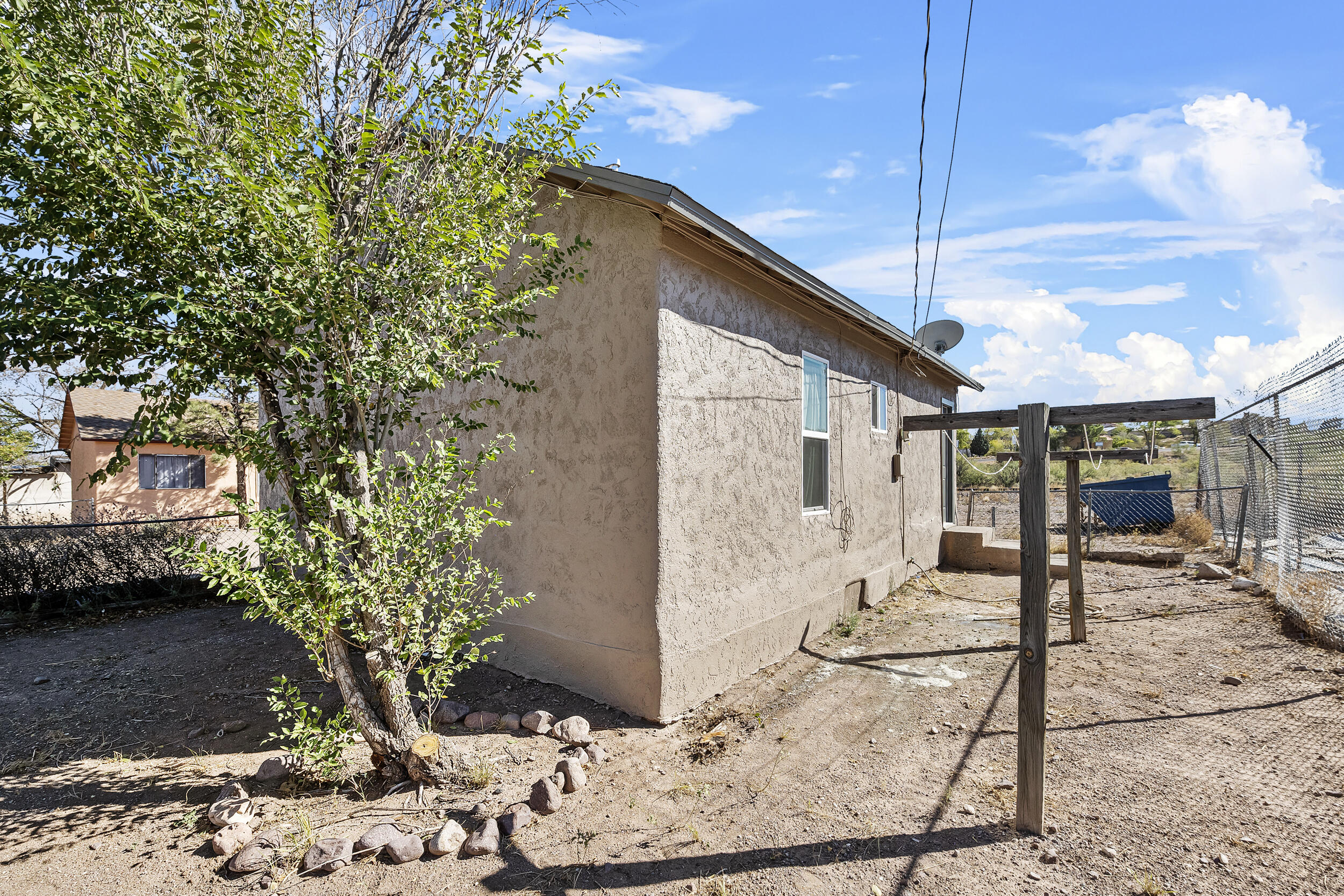 818 Granada Street