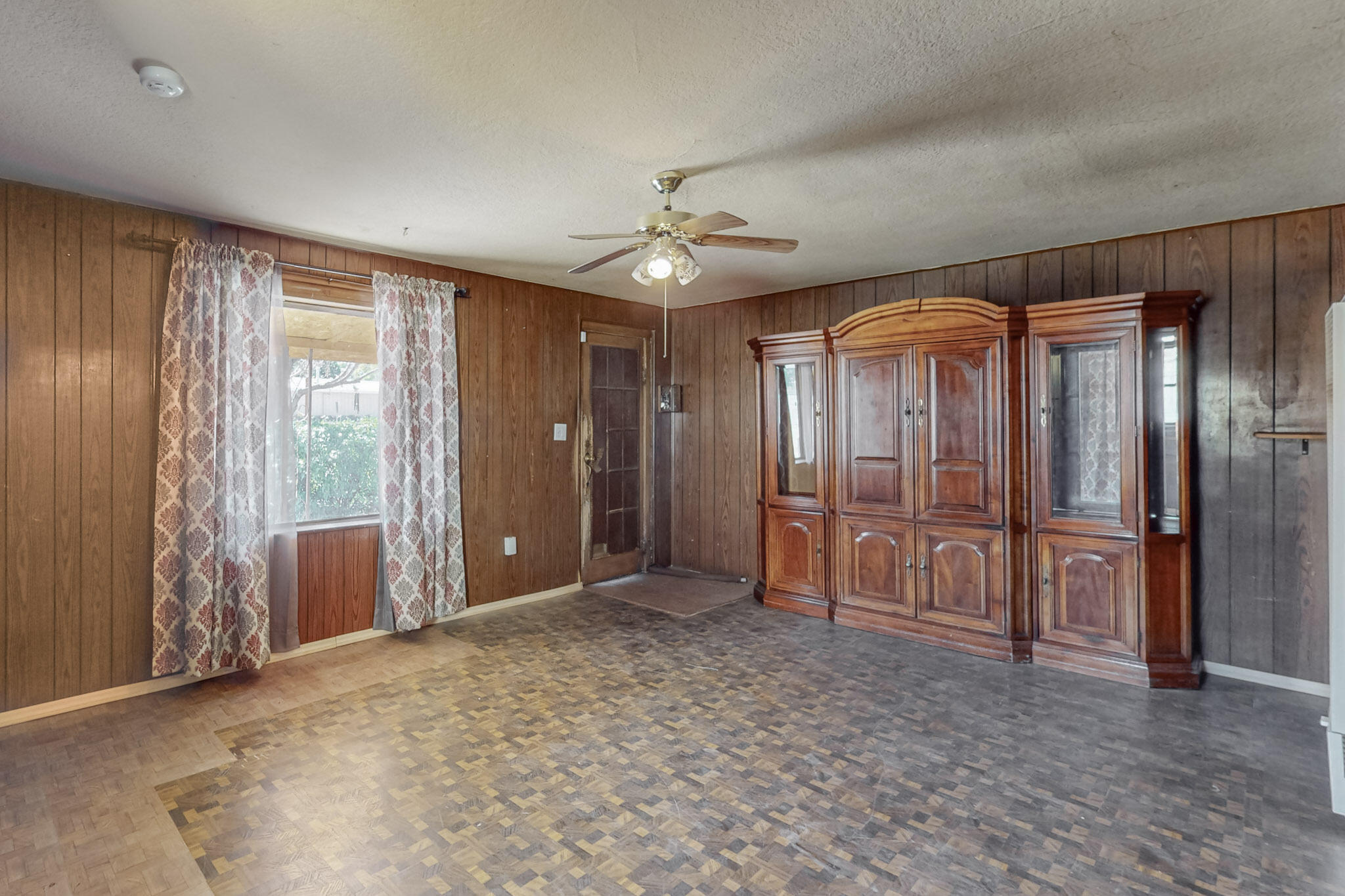 1635 Van Cleave Road NW