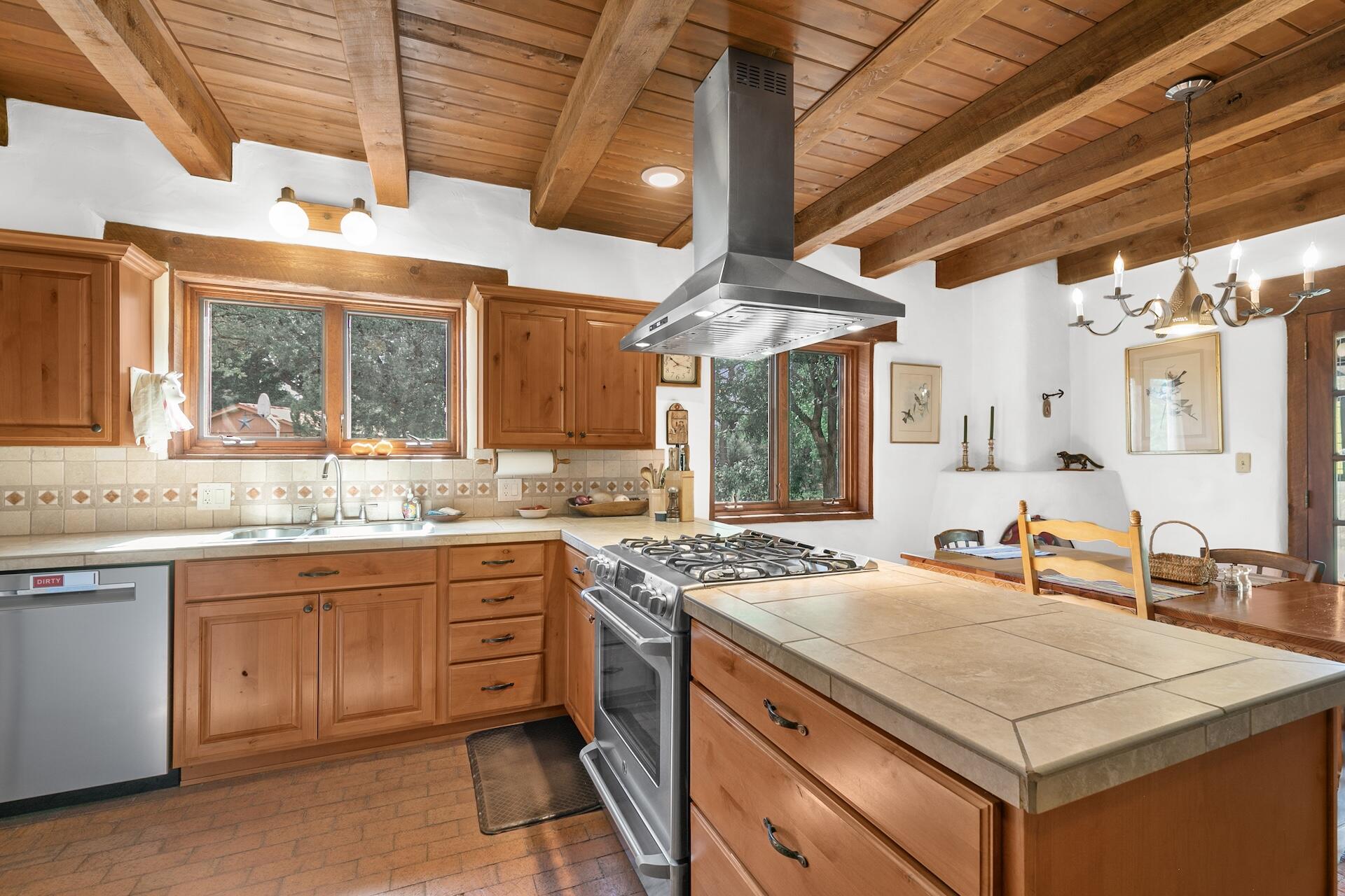 1139 BEHNKE Road